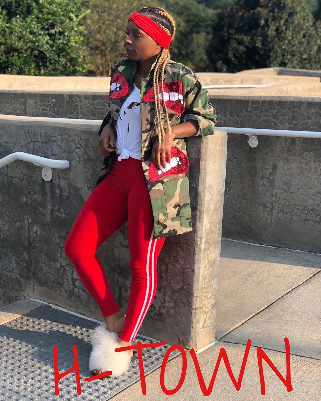 Women's Fashion Pocket Stand Collar Camouflage Sequin Lips Camouflage Jacket Top 6