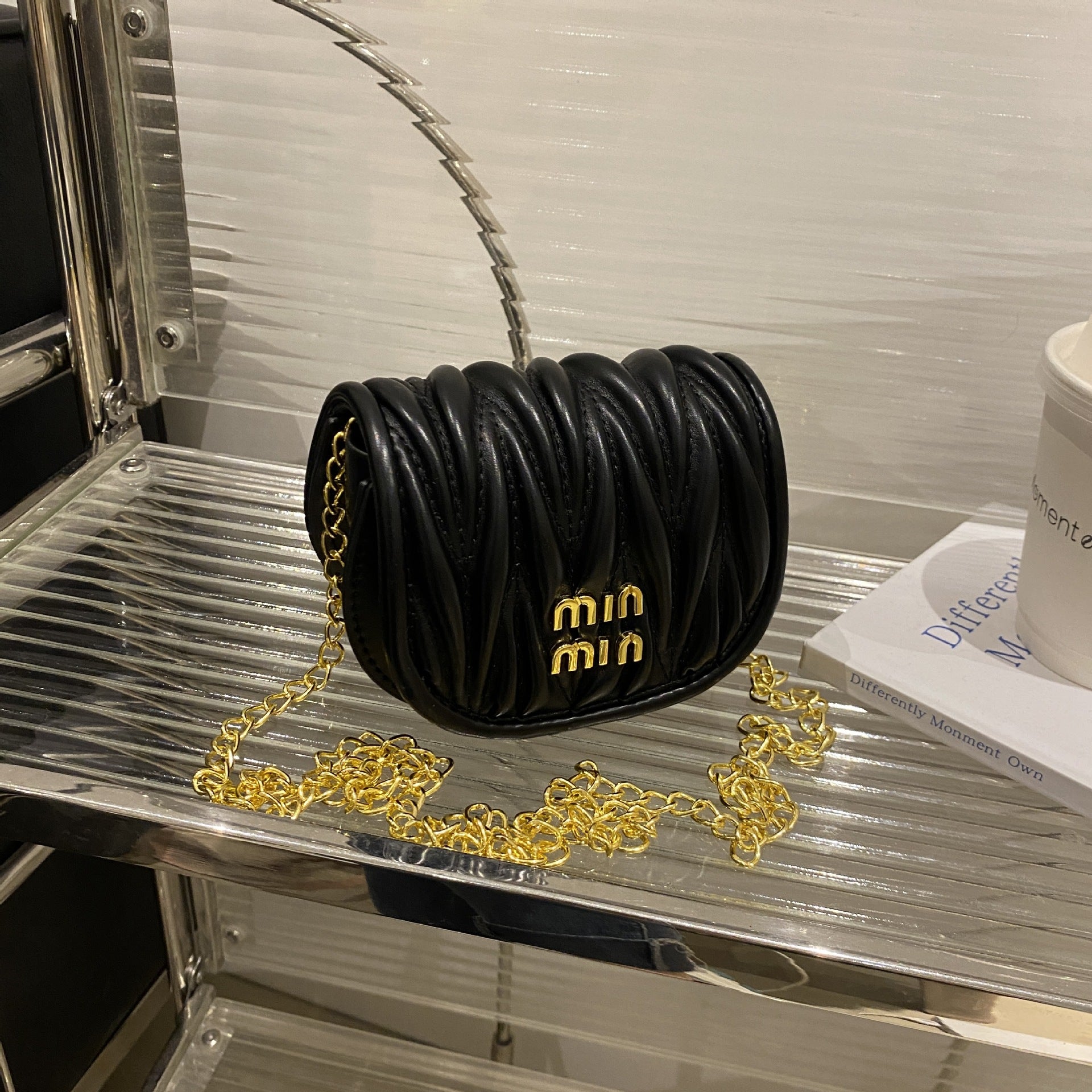 Women Mini Pleated Shell Bag Chain Bag Modern Crossbody Shoulder Bag 4