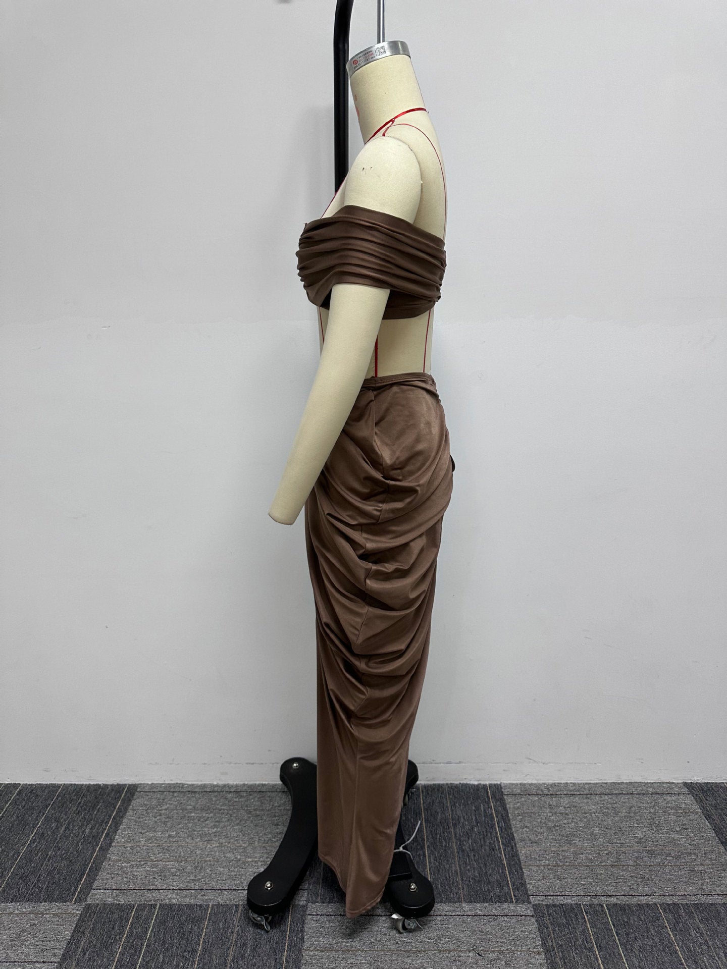 Women Sexy Sleeveless Strapless Crop Top and pleated Skirt two-piece set 15