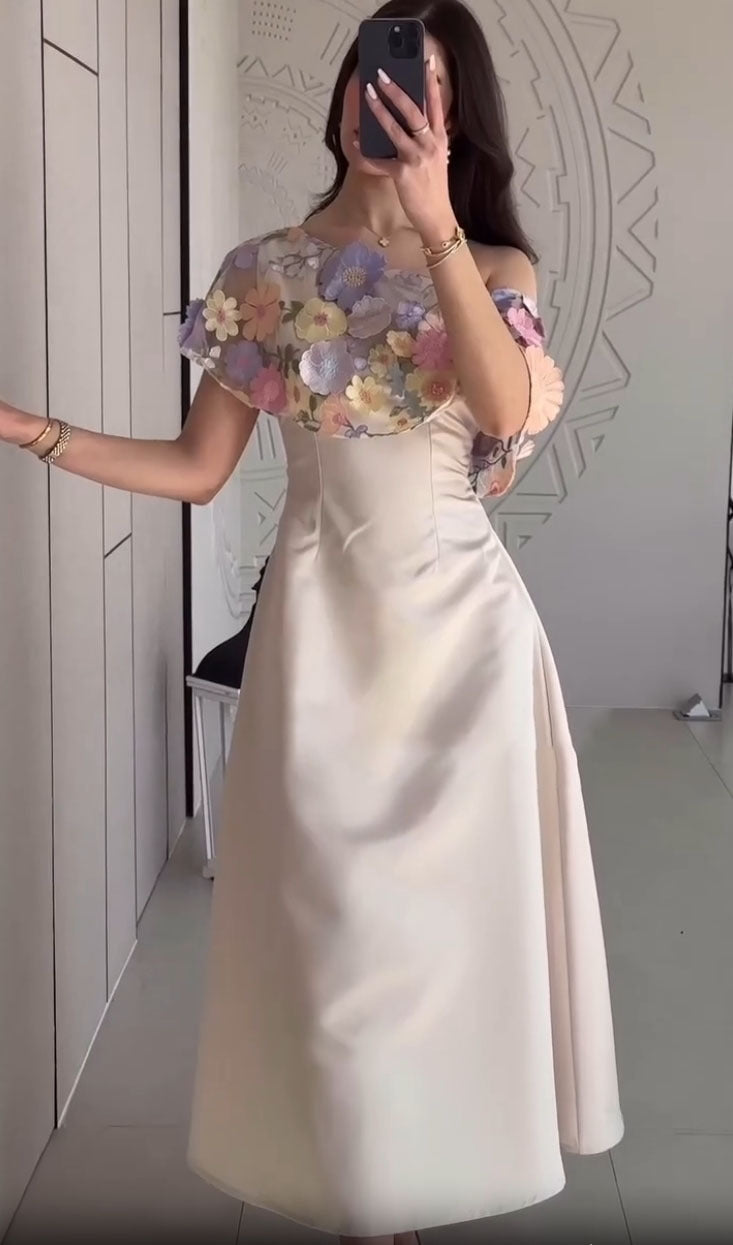 Women Casual Round Neck Embroidered Flower Puff Sleeve Dress 7