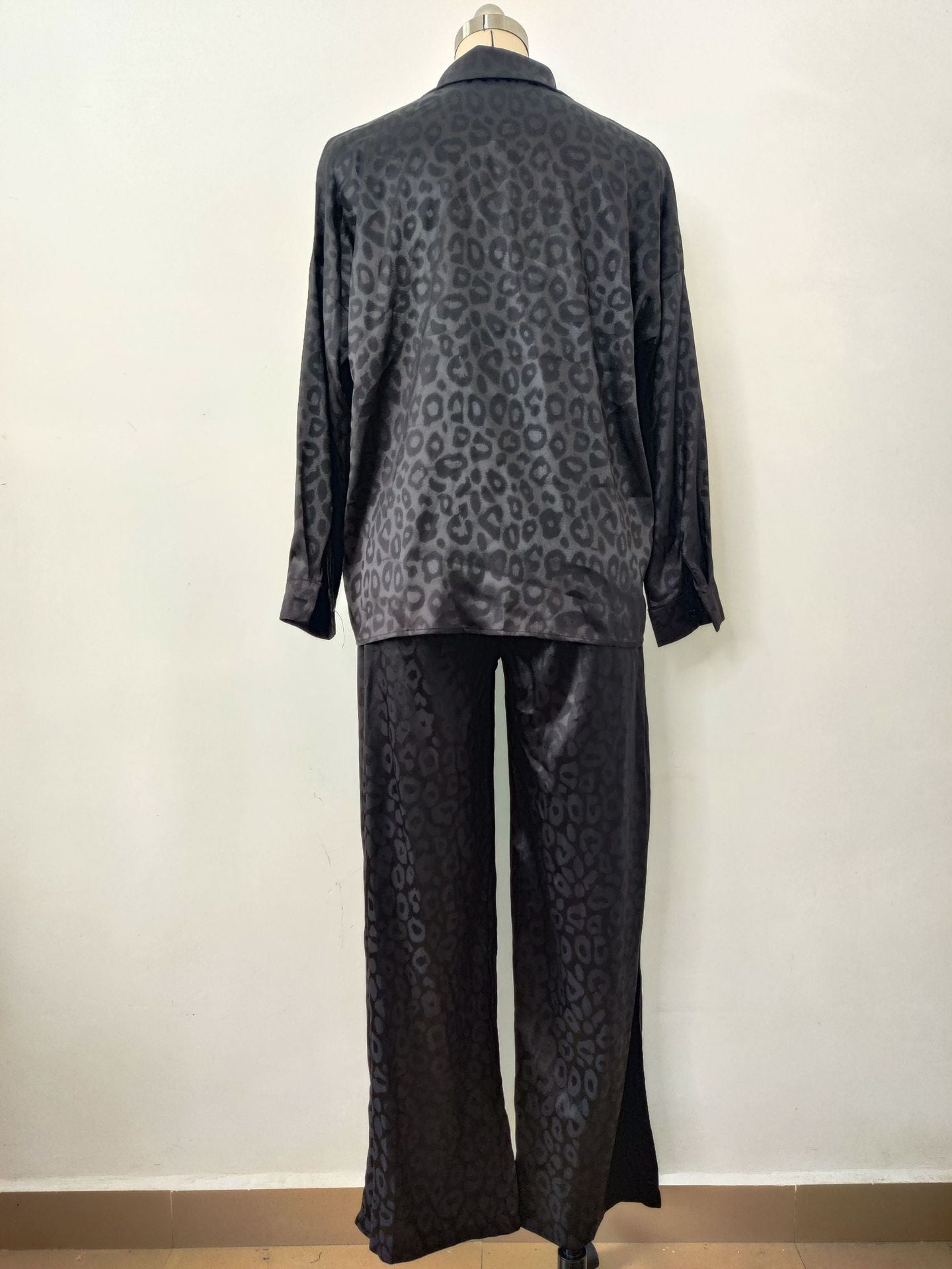 Women leopard print jacquard long-sleeved shirt and elastic waist loose trousers two-piece set 32