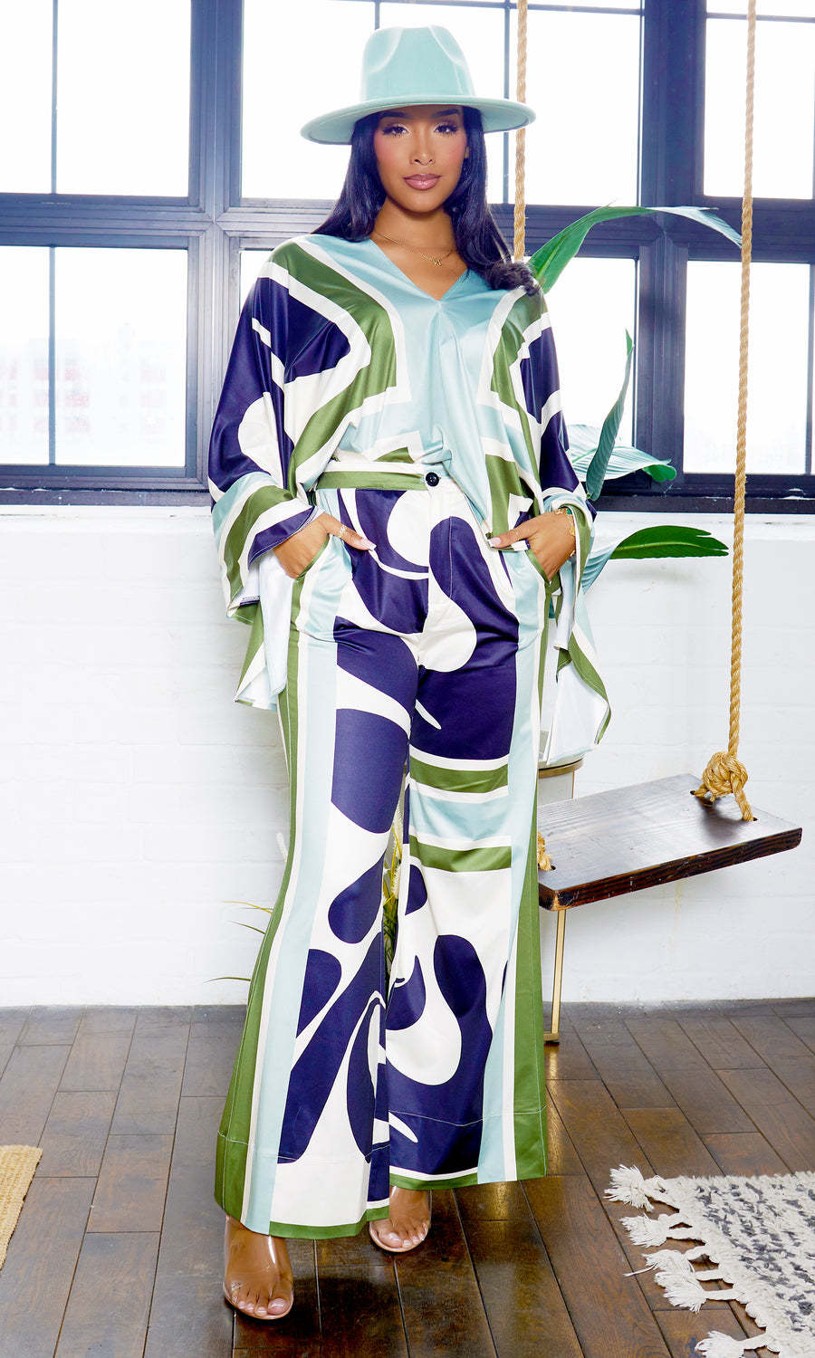 Plus Size Fashion v-Neck Wide Split Long Sleeve Top Bell Bottom Pants Set 3