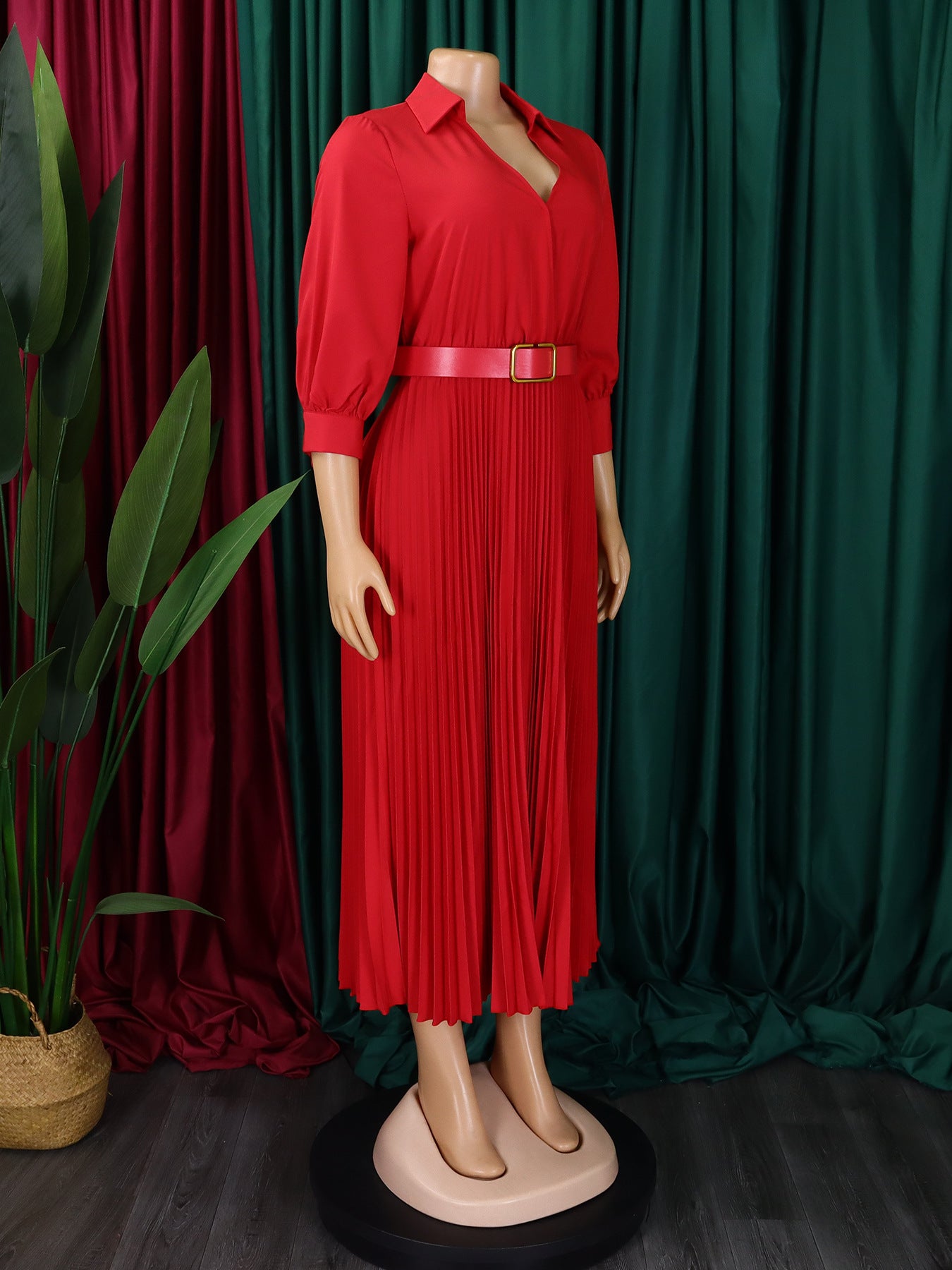 Women's Autumn Fashion Chic Solid Color Plus Size Dress 18