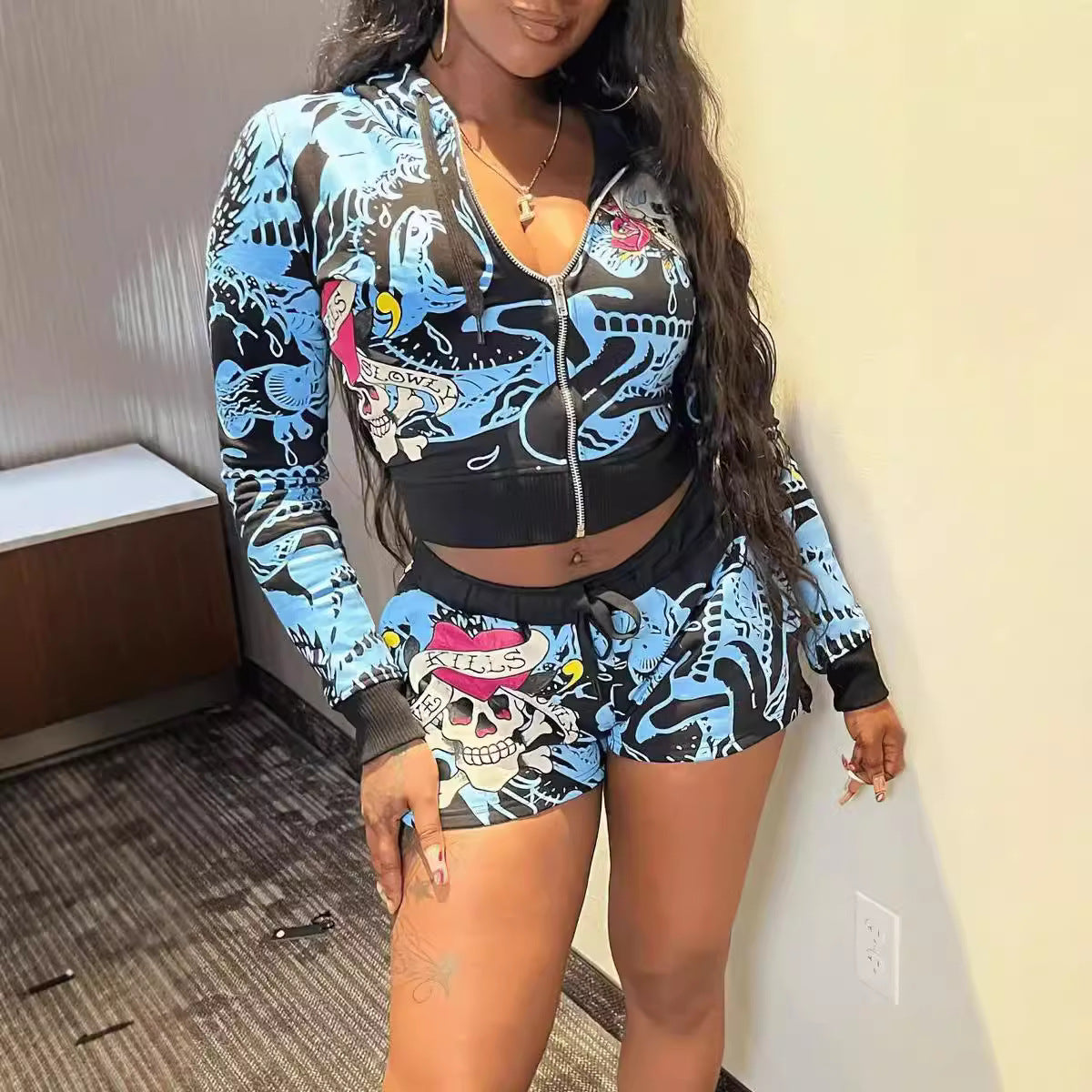 Trendy Printed Long-Sleeved Hoodies Shorts Two Piece Set 3