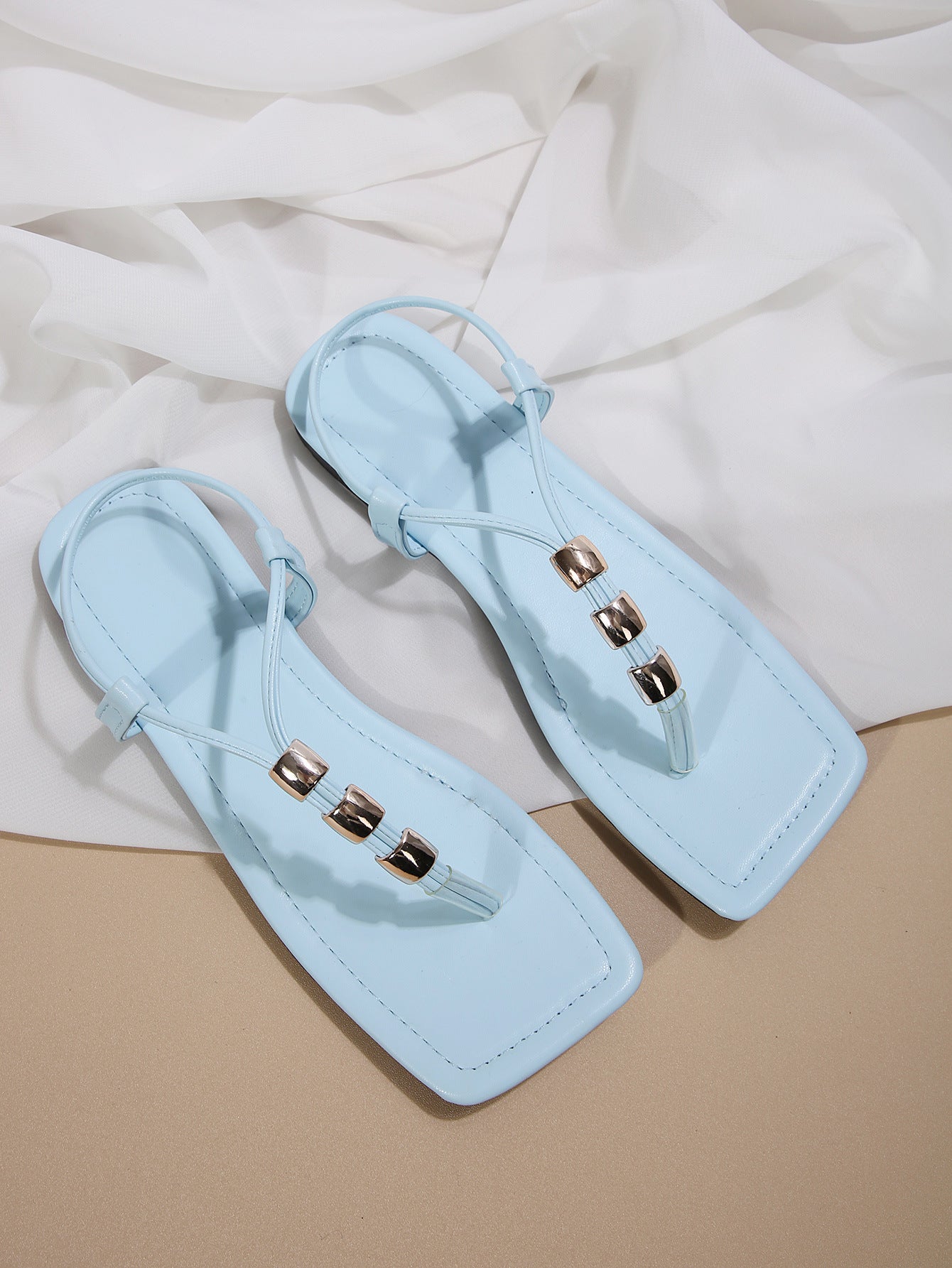 Women's Flip Flops Metal-Decorated Beach Sandals 12