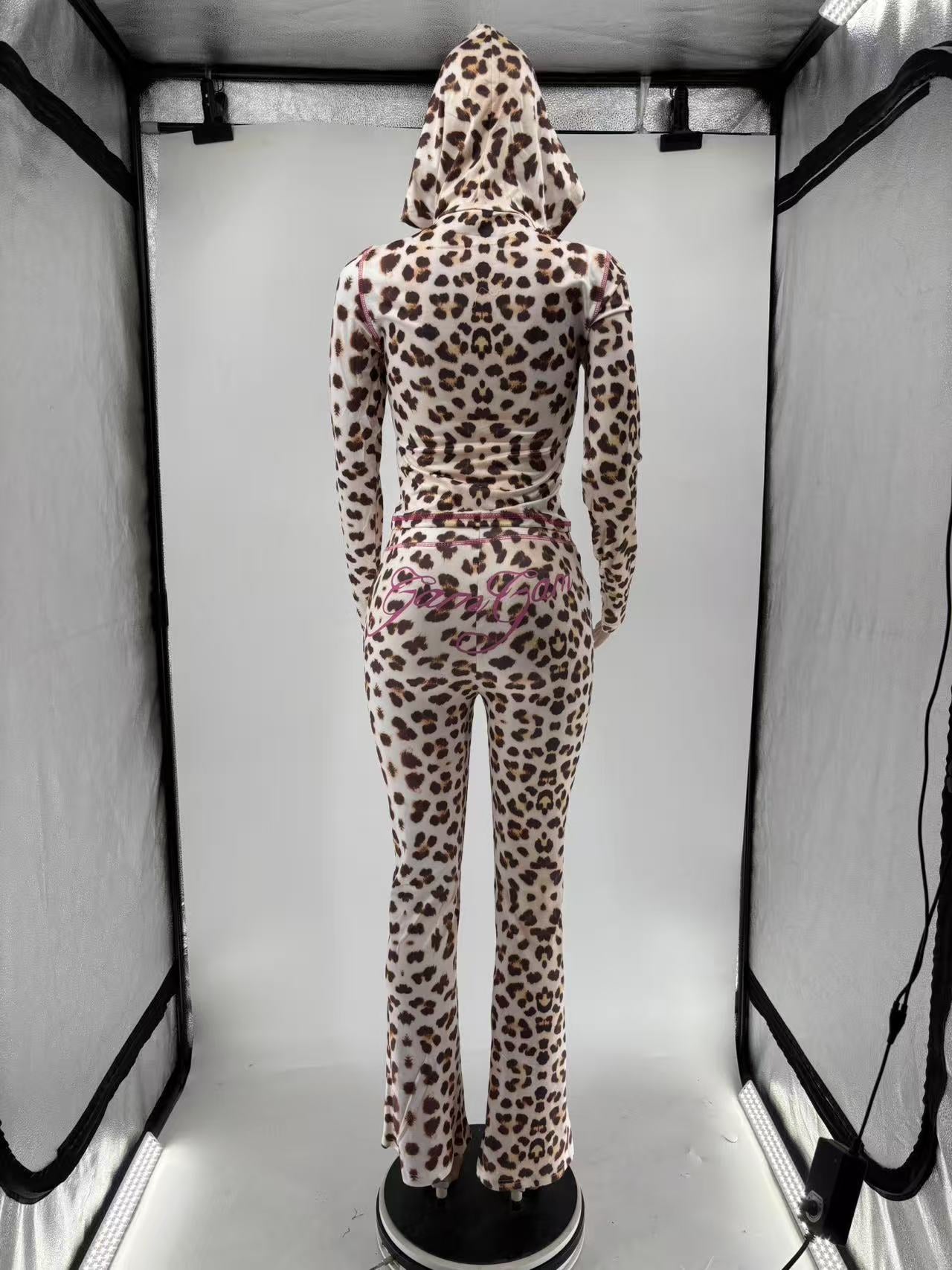 Women Sexy Leopard Print Contrast Two-Piece Set 5