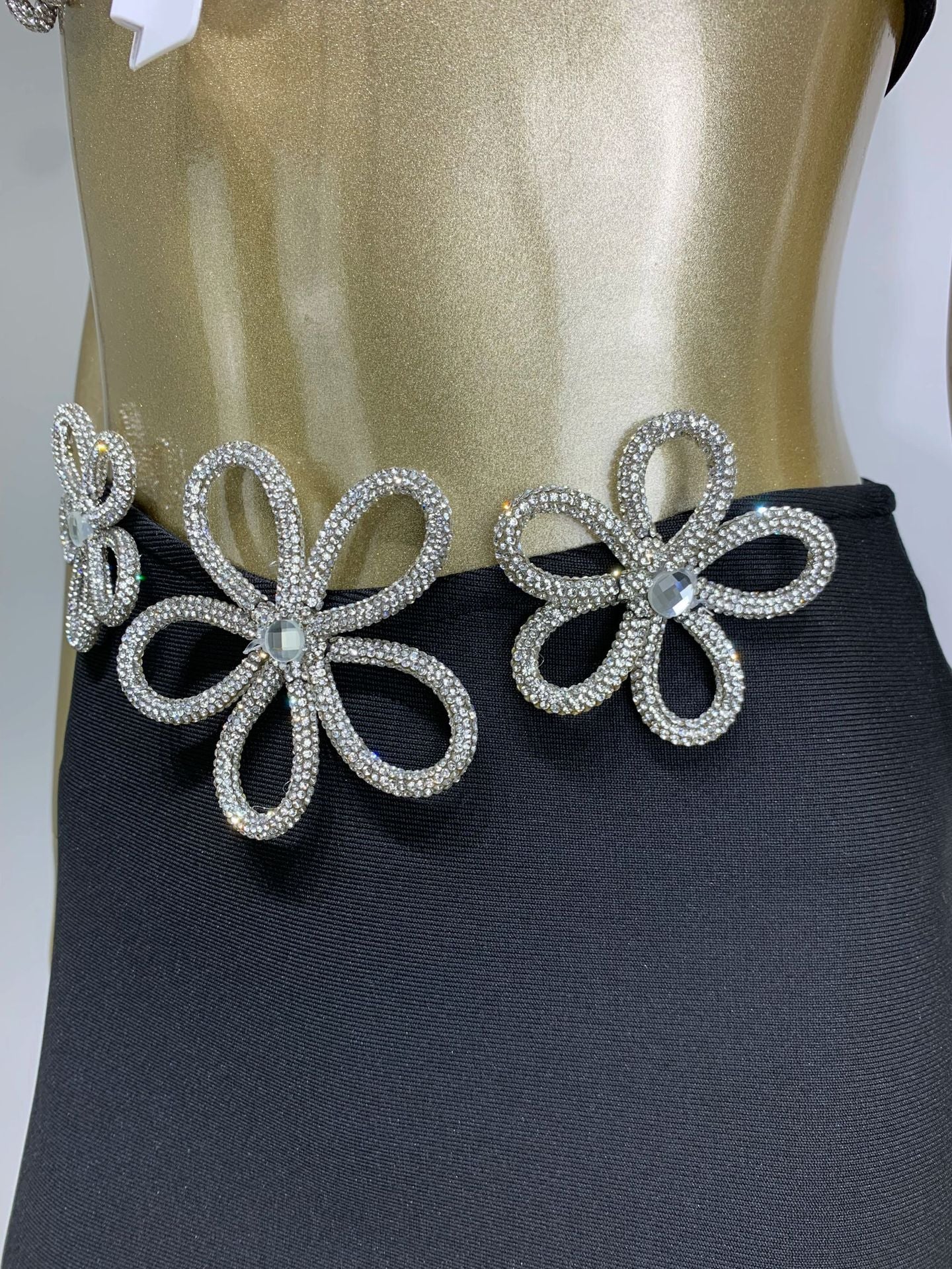 Women Sexy Embroidered Top and Bandage Skirt Two-piece Set 12