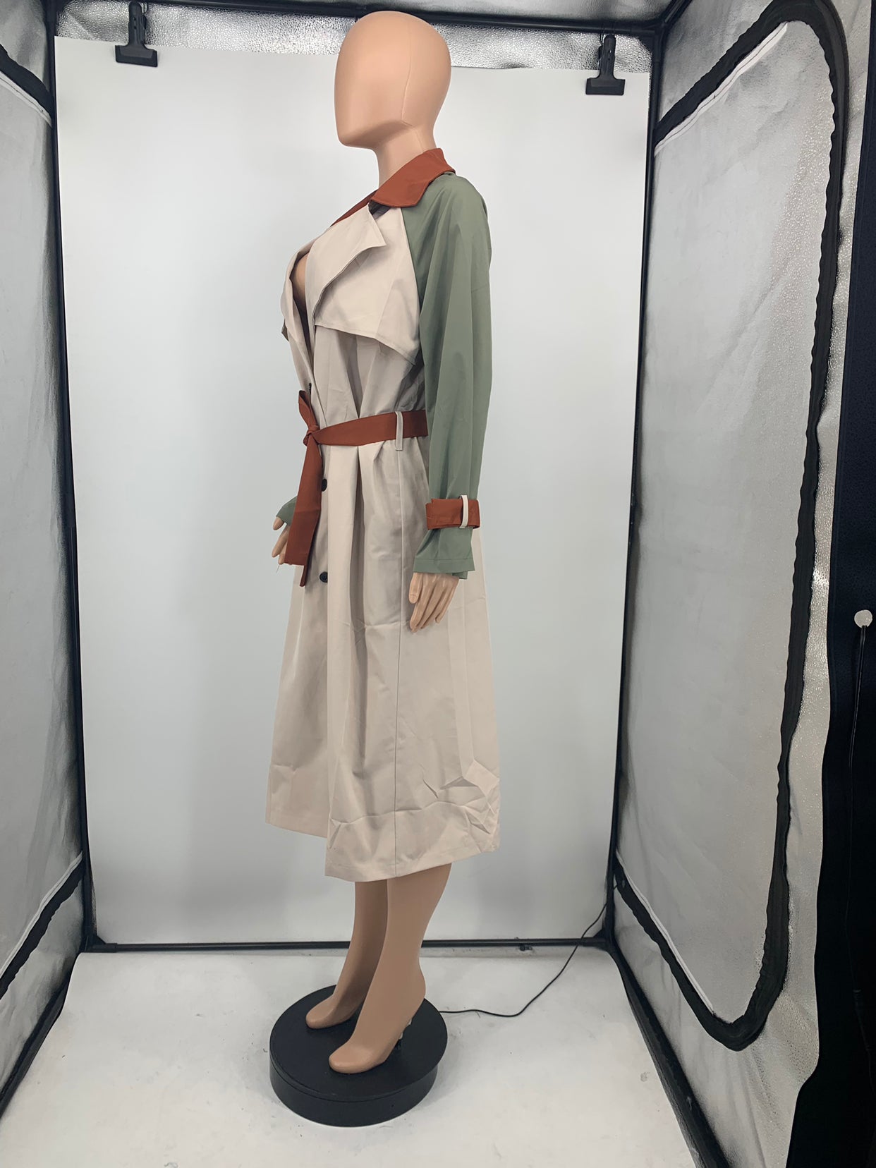 Fall Fashion Contrast Begie And Green Long Sleeve Button-Open Long Coat 7