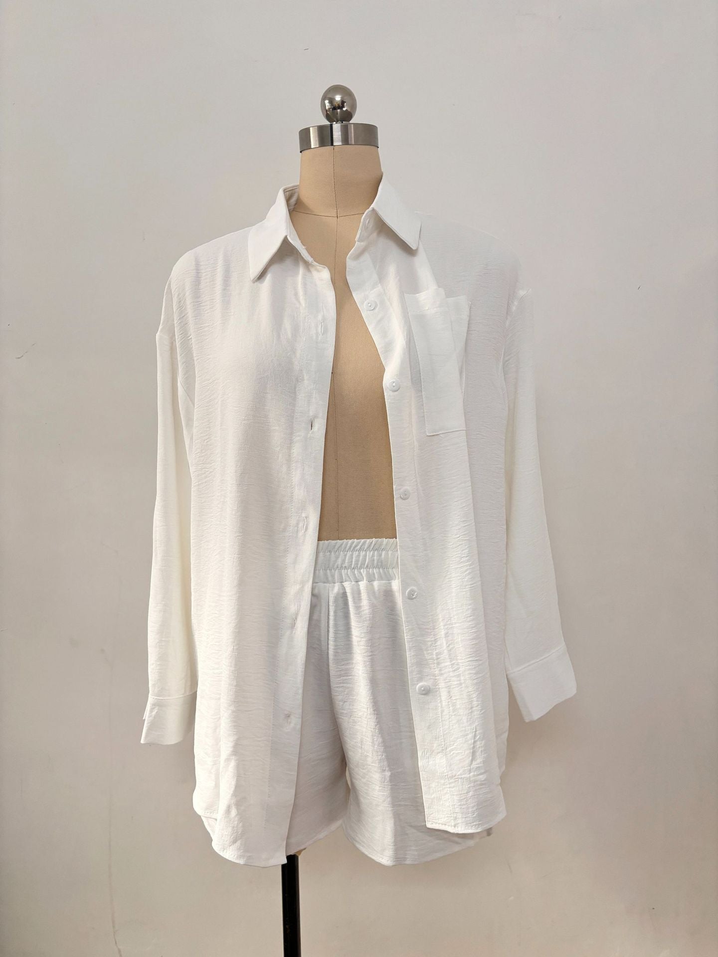 Spring and Spring Women's Solid Color Long-Sleeved Shirt Elastic Waist Loose Shorts Casual Two-Piece Set 25