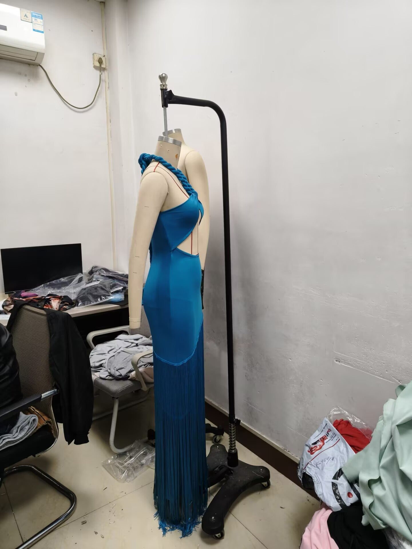 Women hollow sleeve Halter Neck tassel dress 7