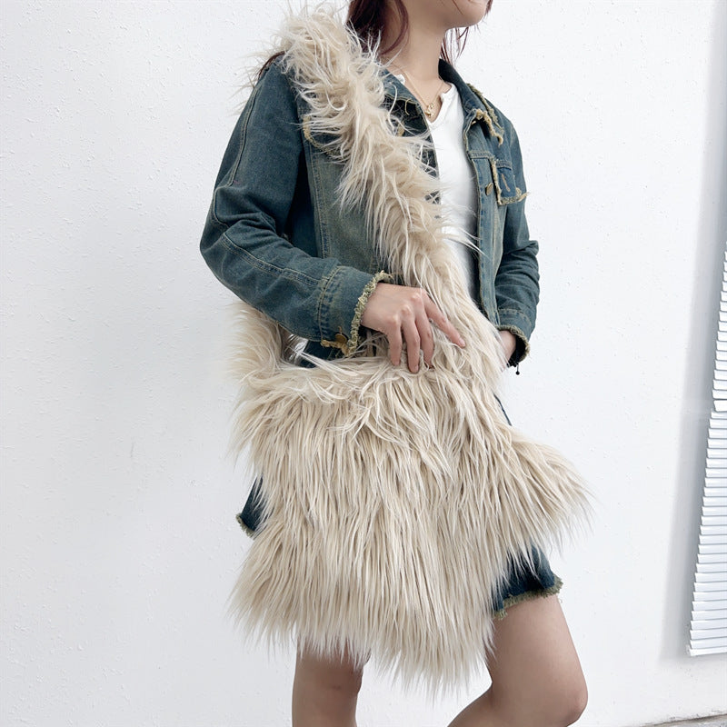 Fashion Girl Furry Messenger Bag 11