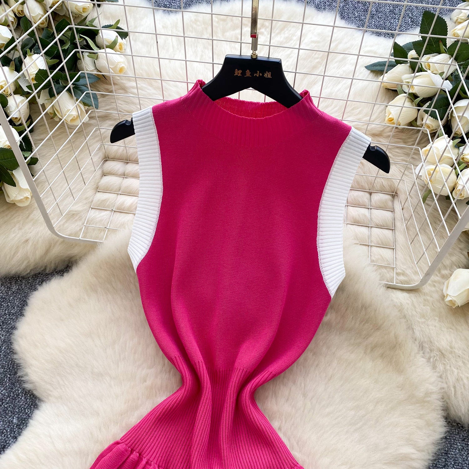 Women's Summer Sleeveless Knitting Slim Waist Contrast Color Pleated Dress 15