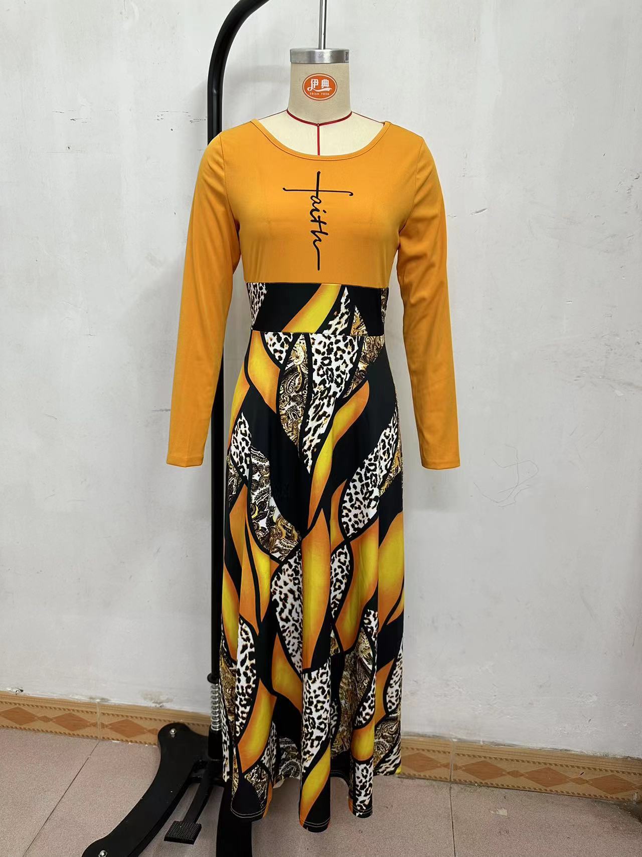 Casual Printed Deep V Half-Sleeve Long Dress 16