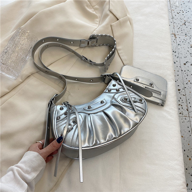 Diagonal pleated single shoulder women's retro rivet bag 6