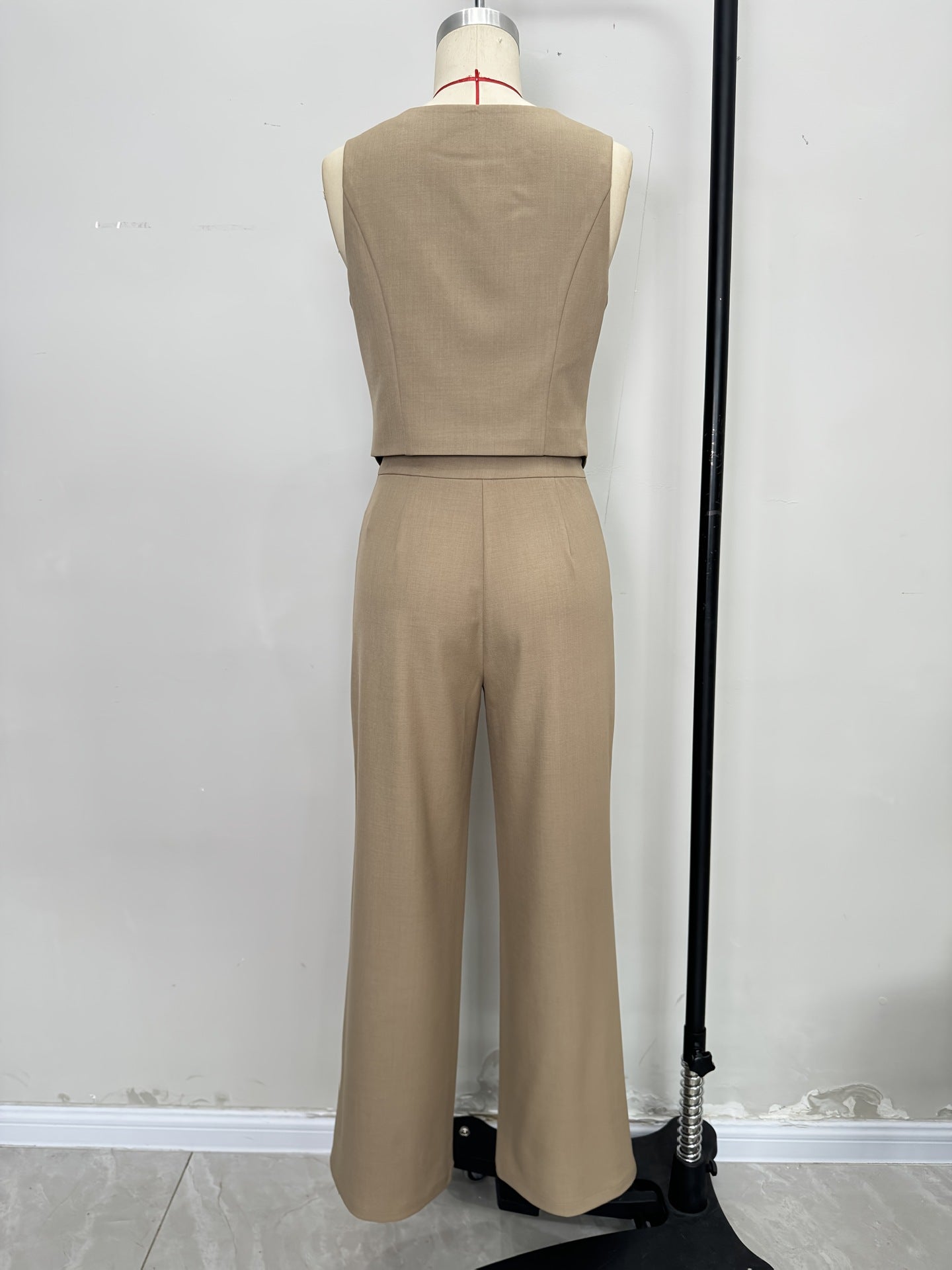Women Career Vest and Wide-leg Pants Two-piece Set 8
