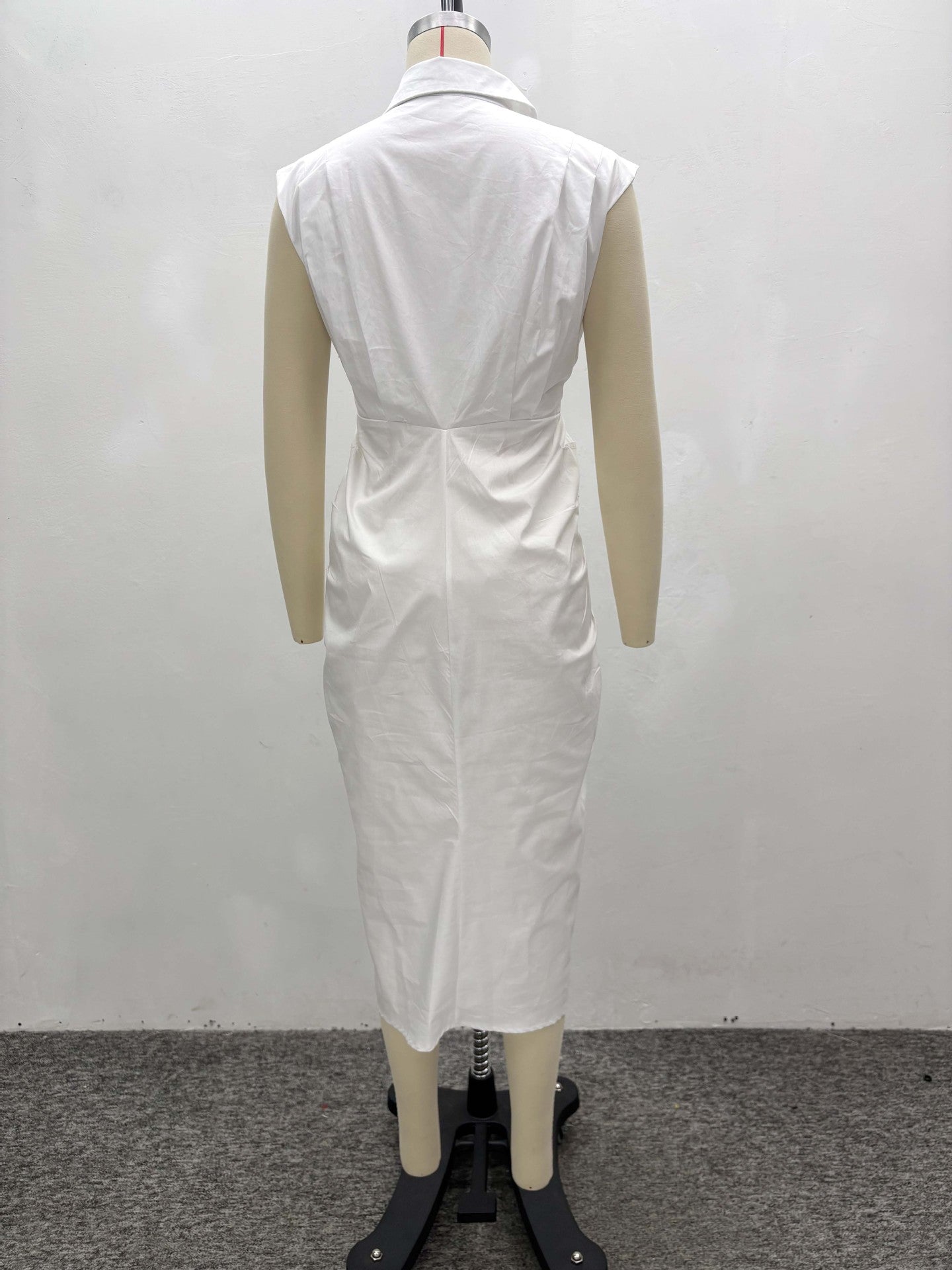 African Women scheming pleated sleeveless single-breasted maxi dress 11