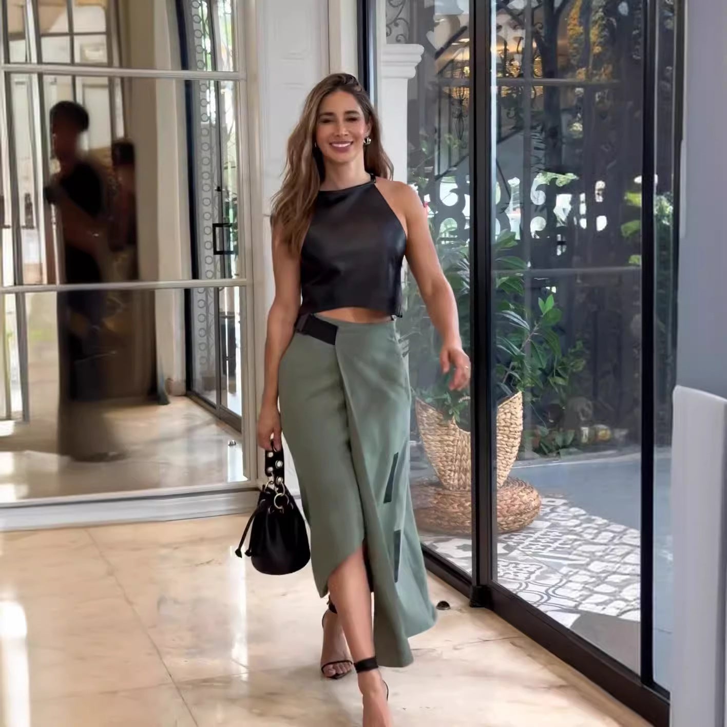 Women's Fashionable Sleeveless Halter Neck Cropped Top Irregular Skirt Two Pieces Set 5