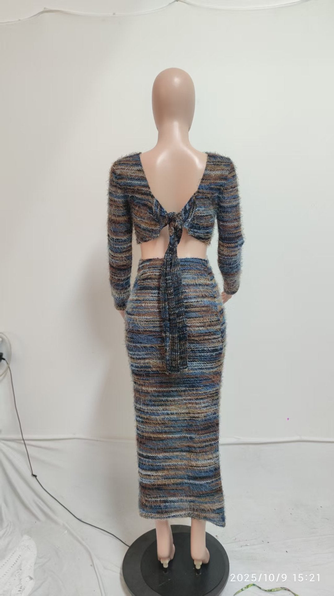 Women's Fashion Knitting Stripes Long Sleeve Two Piece Skirt Set 5