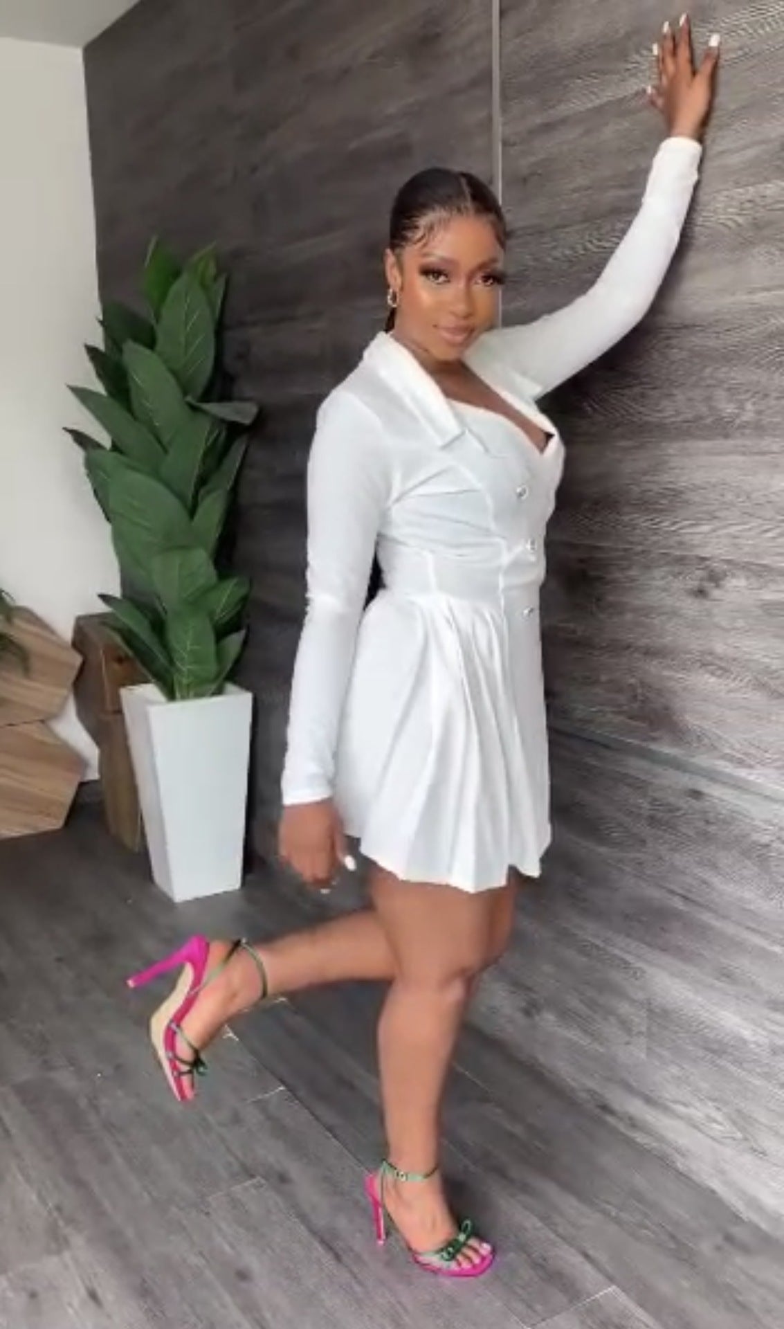 Solid Color Turndown Collar Long-Sleeve Blazer Dress 5