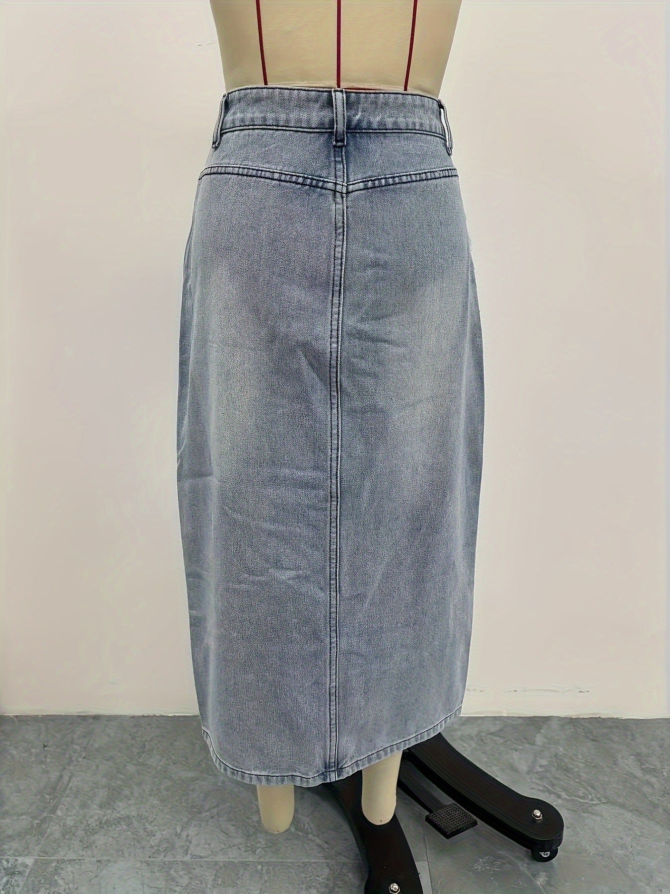 Women's Fashionable Slim Irregular Slit Denim Shorts 12