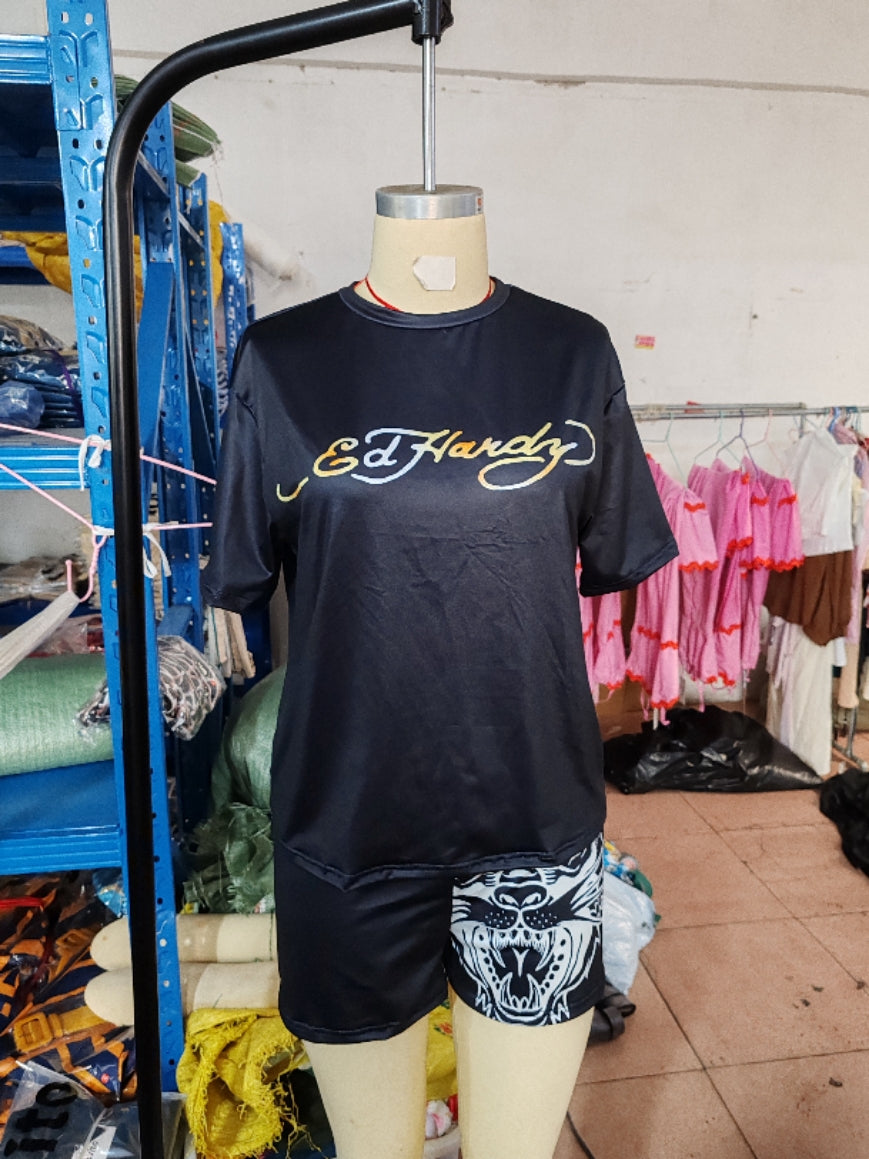 Fashionable Casual Trendy Printed Short-Sleeved Two Piece Shorts Set 11