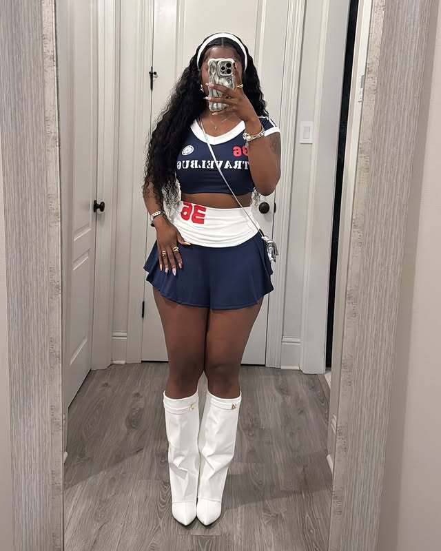 Fashionable Women's Printed Casual Sports Crop Top Skirt Two Piece Set 5