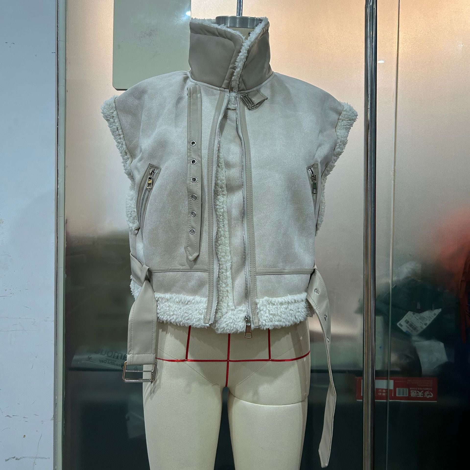 Women Zipper Pu-Leather Furry Patchwork Vest 9