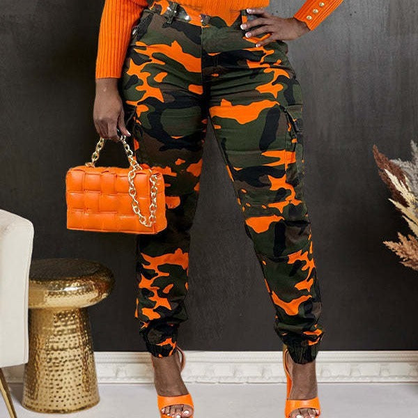 Women camouflage print trousers 6