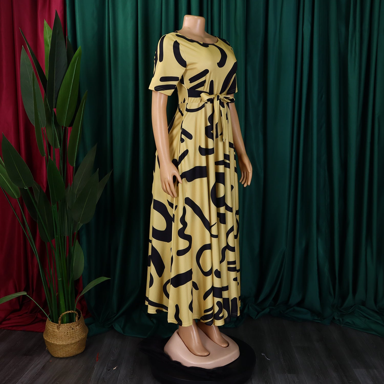 Women's Fashion Chic Tie-Waist African Plus Size Short Sleeve A-Line Dress 20