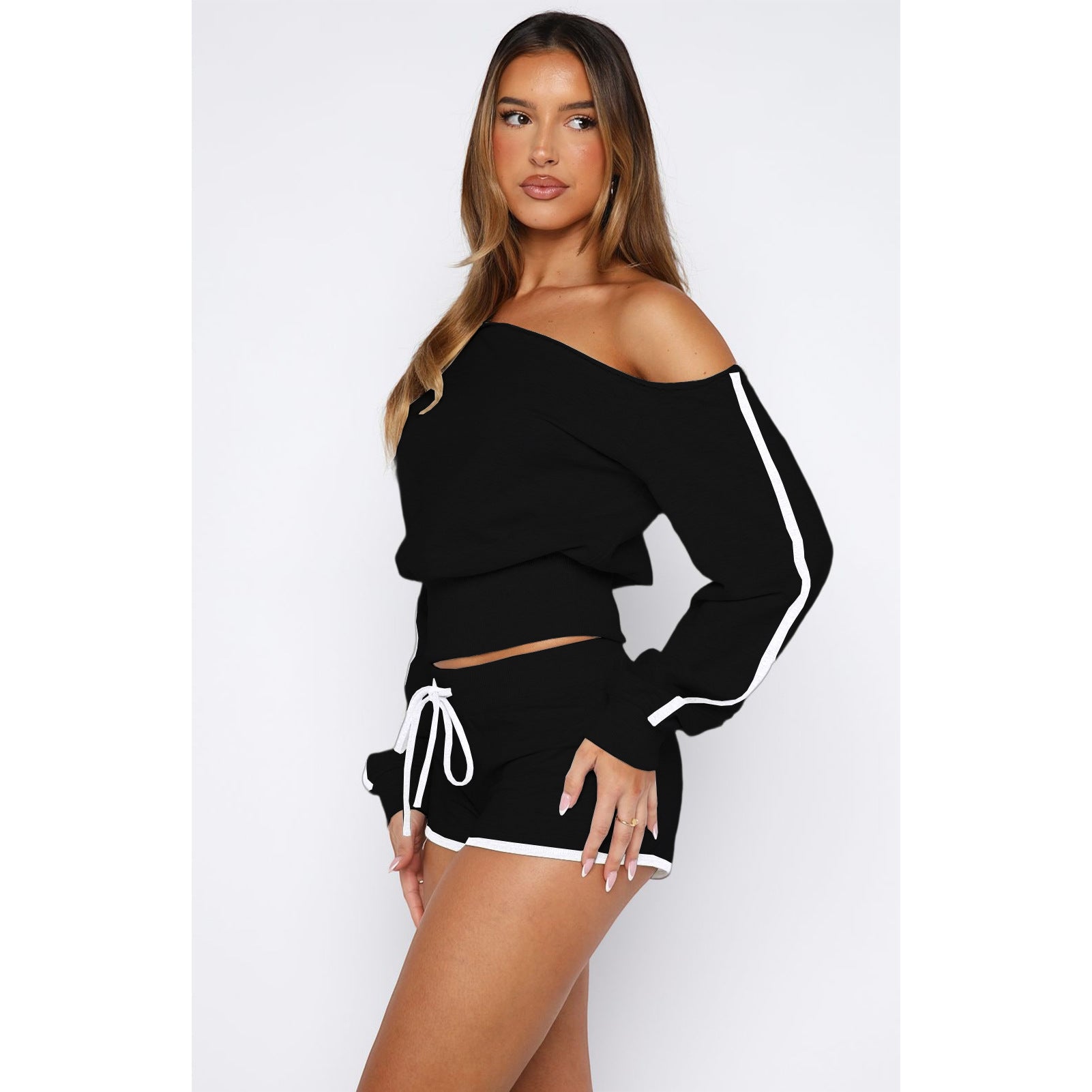 Women's Casual Slash Shoulder Long Sleeve Top Drawstring Shorts Two-Piece Set 58