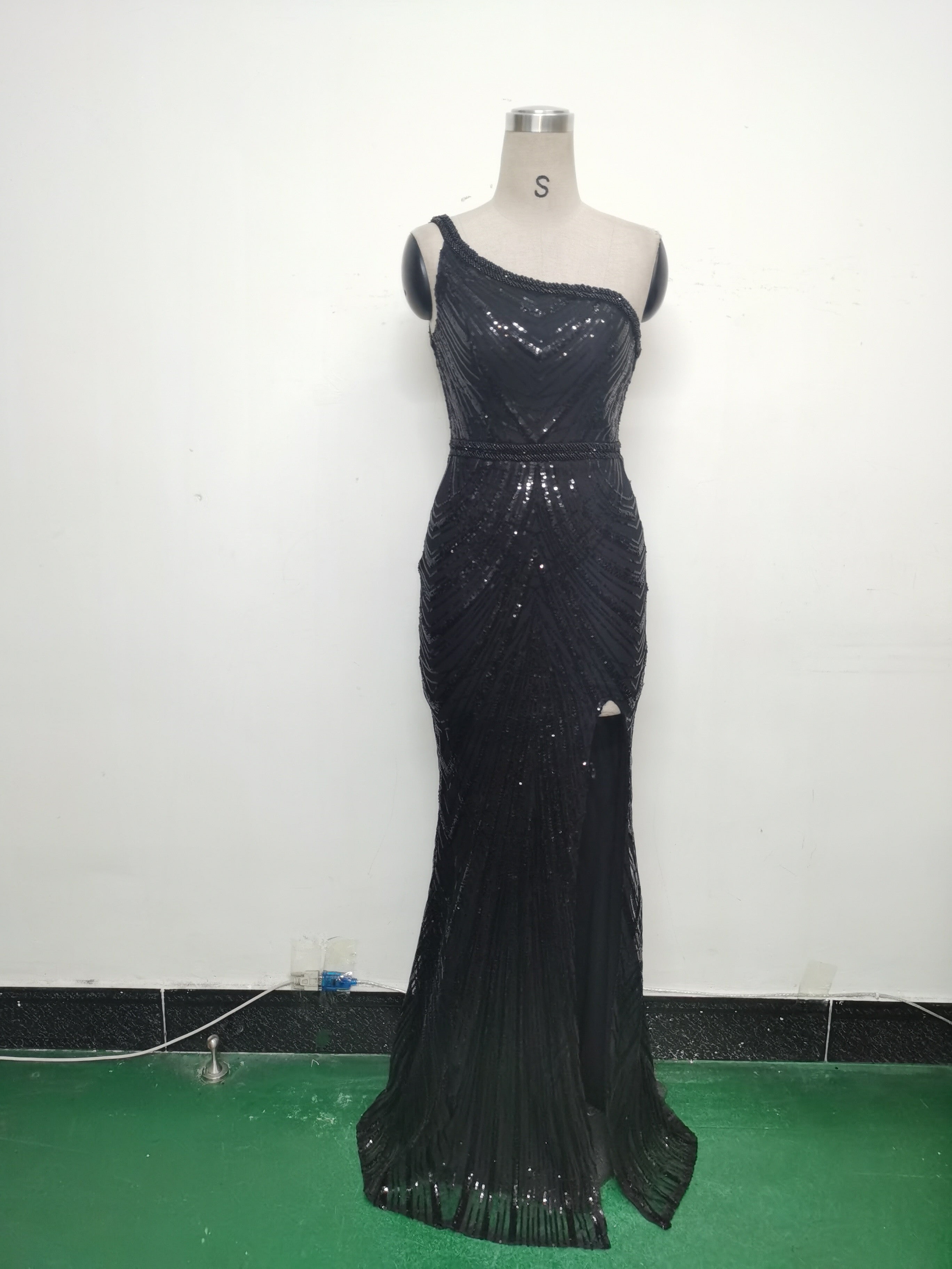 Women Flower Sequin Beaded One-shoulder Evening Dress 31