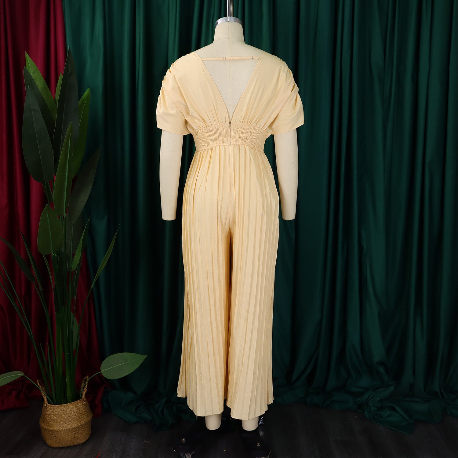Women V-Neck Solid Sexy Pleated Jumpsuit 15