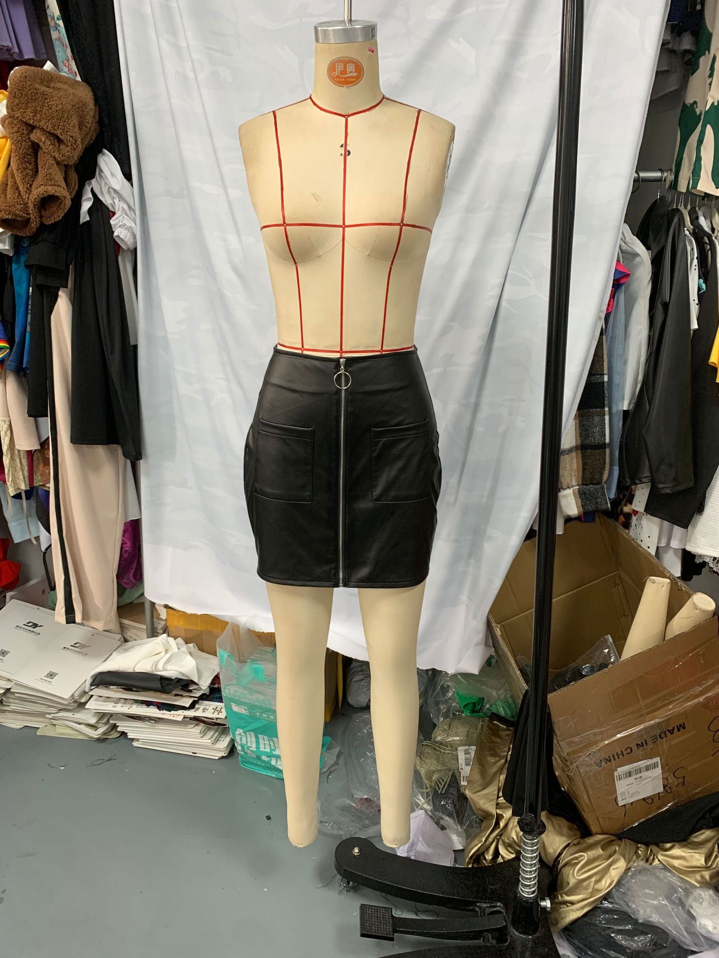 Women Pu-Leather Zipper Pocket Skirt 10