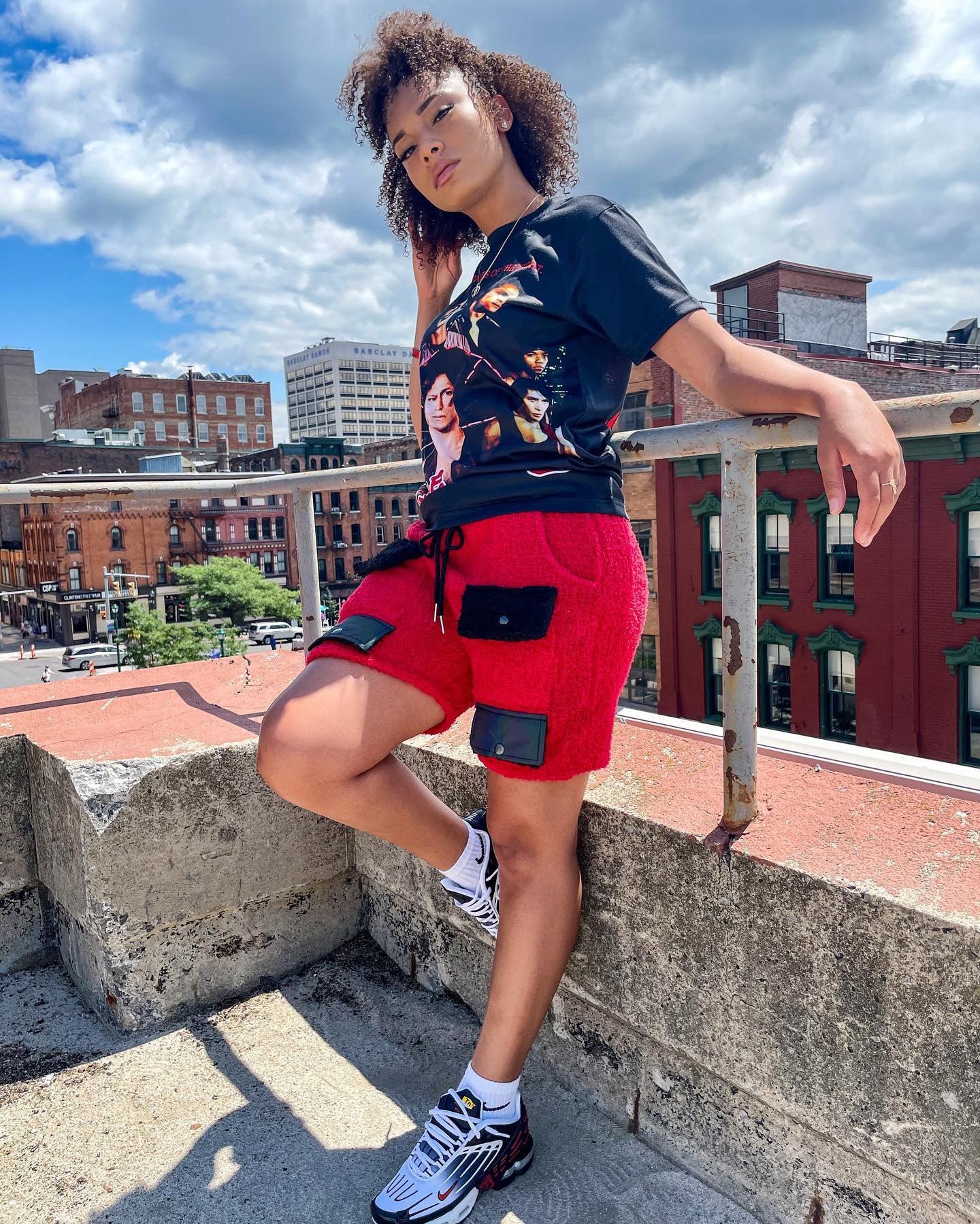 Women's Autumn Winter Casual Trousers Fashion Slim Fleece Casual Shorts