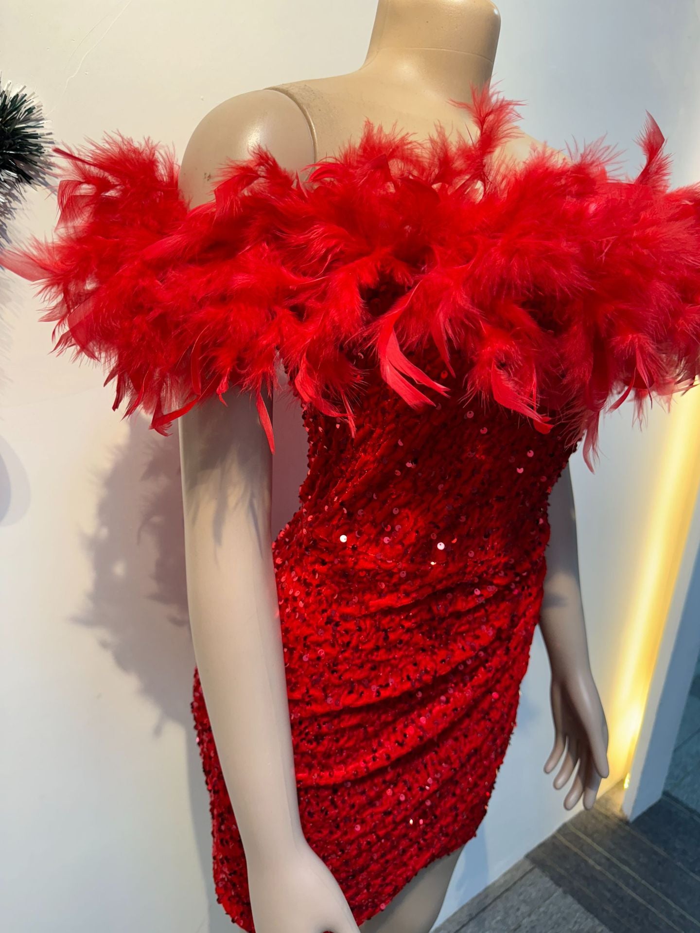 Sexy Sequin Feather Off Shoulder Bodycon Dress 12