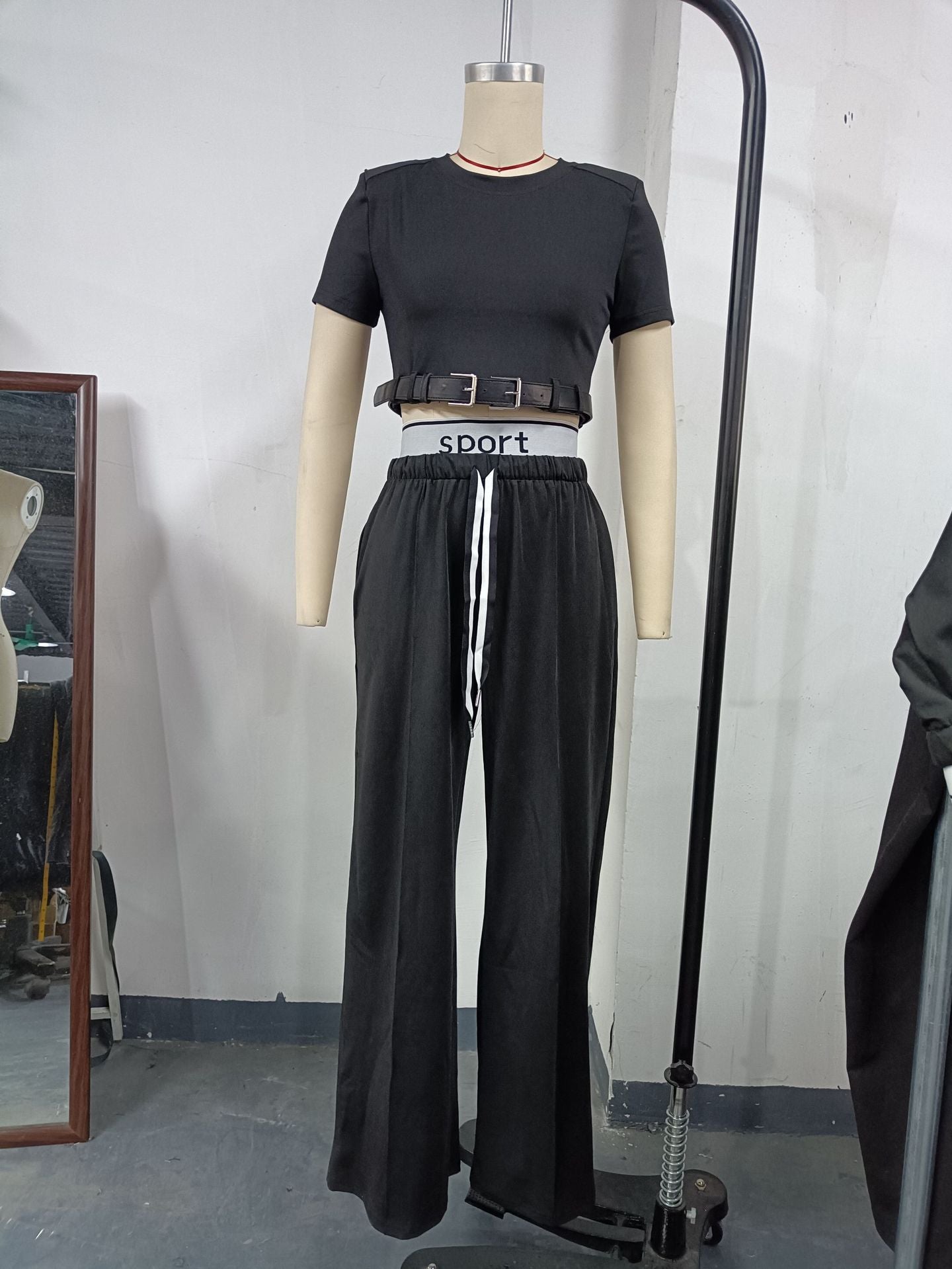 Fashion Short-Sleeved Women's Spring Crop Belt Decorative Top Wide Waist Sweatpants Two-Piece Set 12