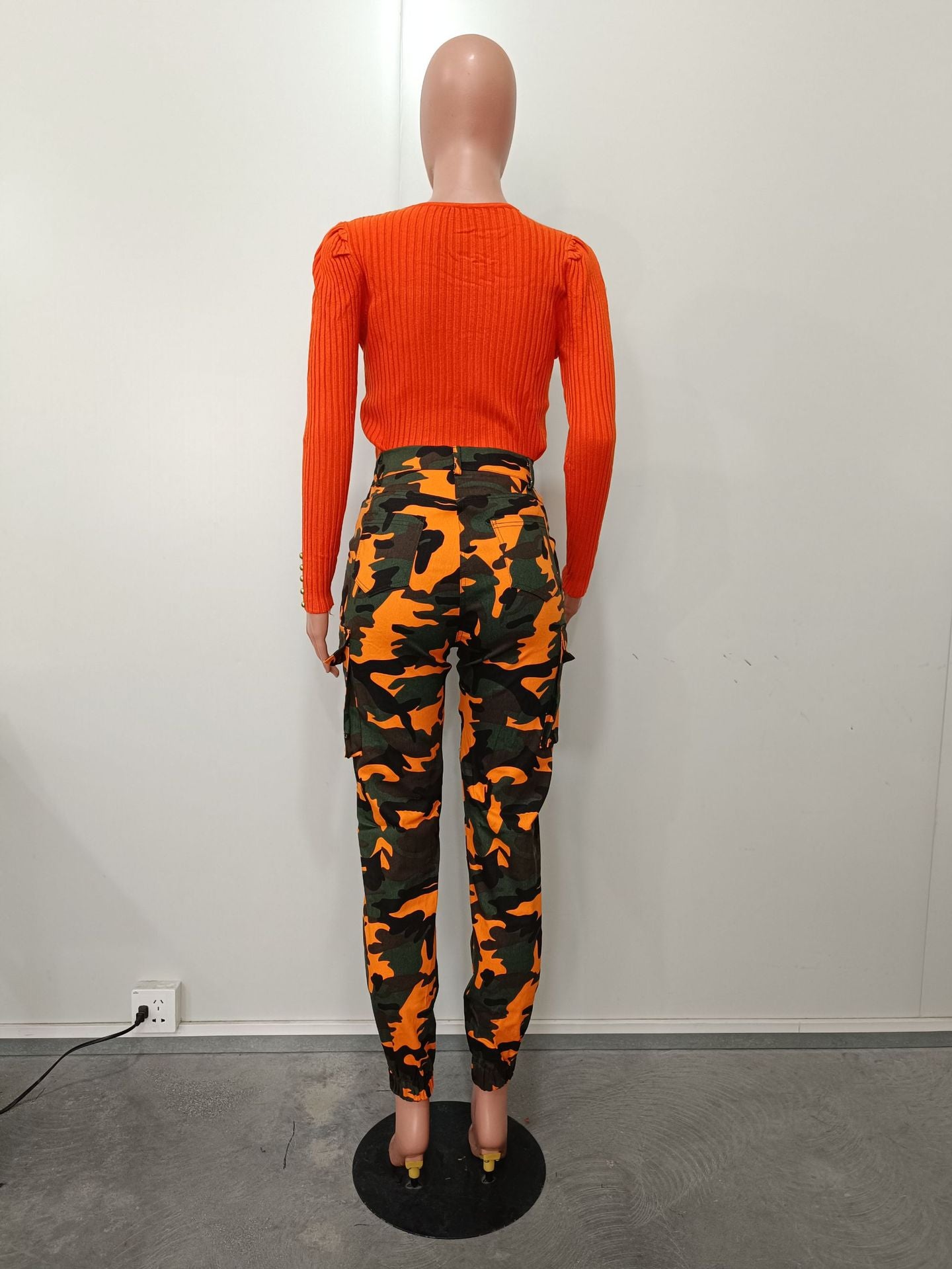 Women camouflage print trousers 15