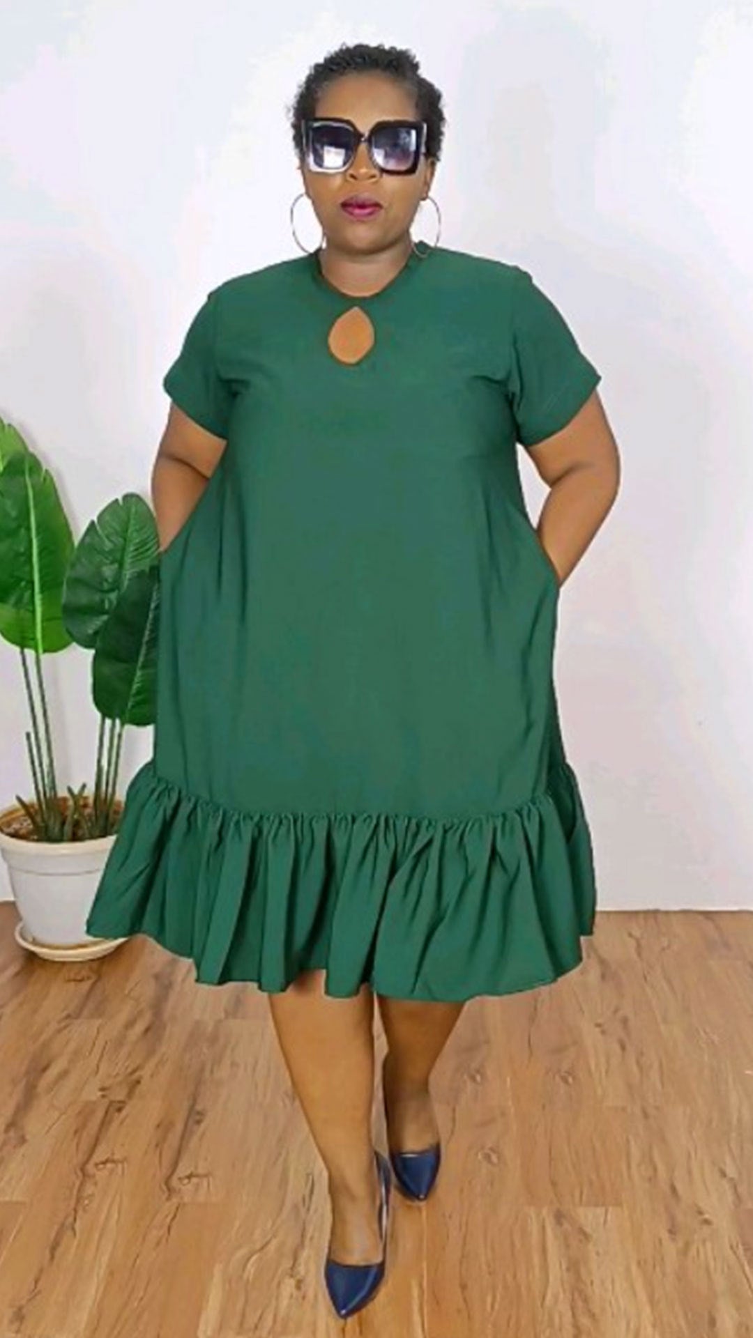 Round Neck ruffle short sleeve loose Plus Size dress 3