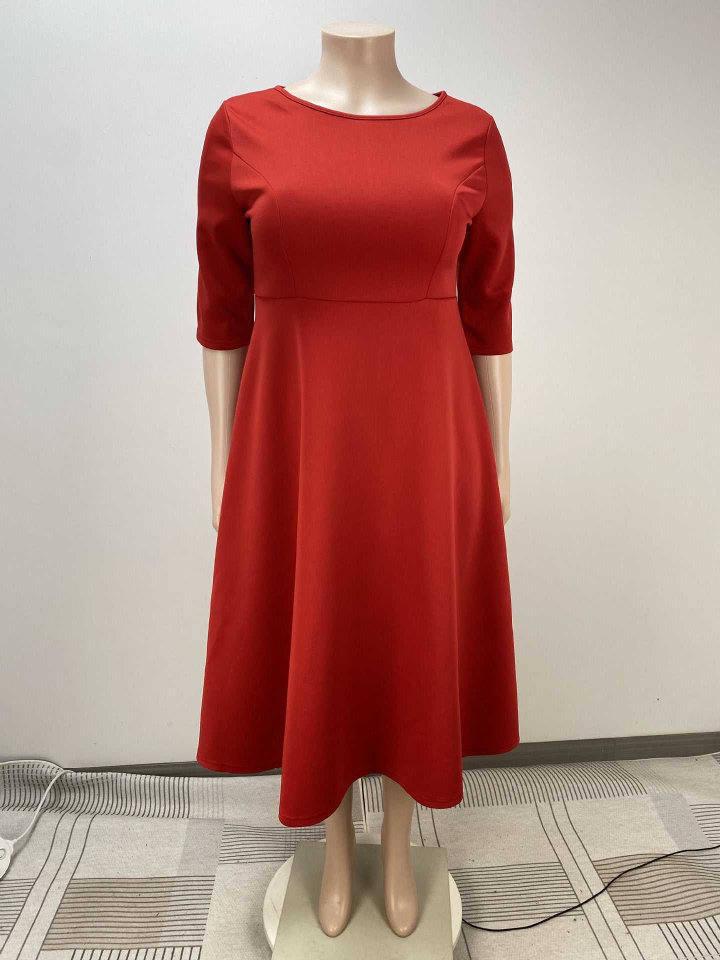 Plus size Women three-quarter sleeve round neck dress 7