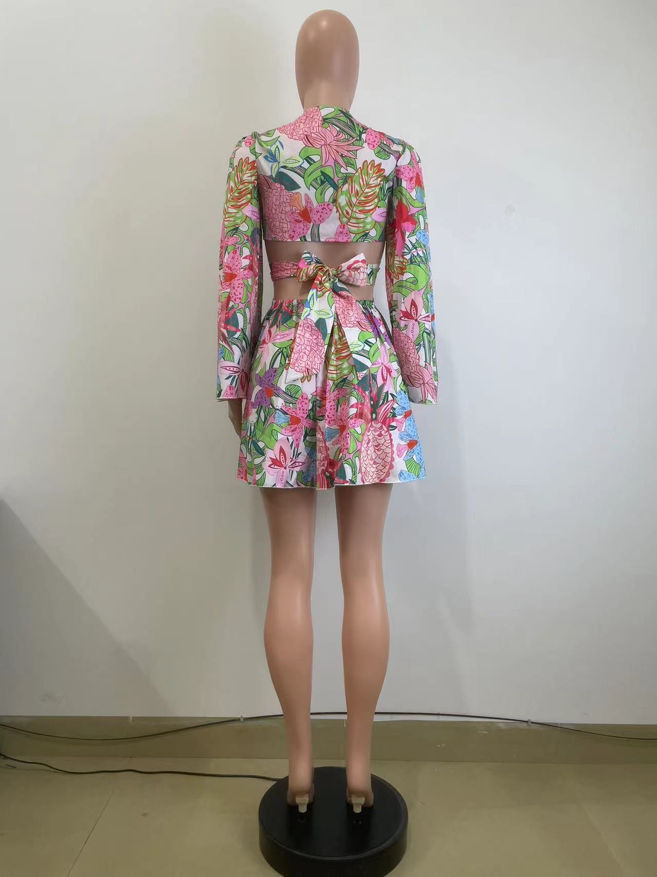 Women's Spring Summer Floral Deep V Bell Bottom Sleeve Tied Crop Top Short Skirt Two-Piece Set 18