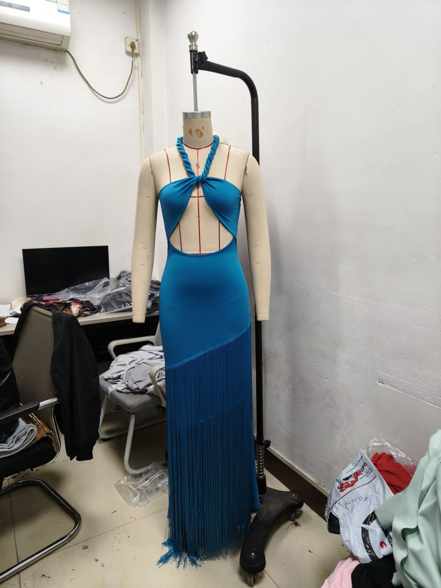 Women hollow sleeve Halter Neck tassel dress 10