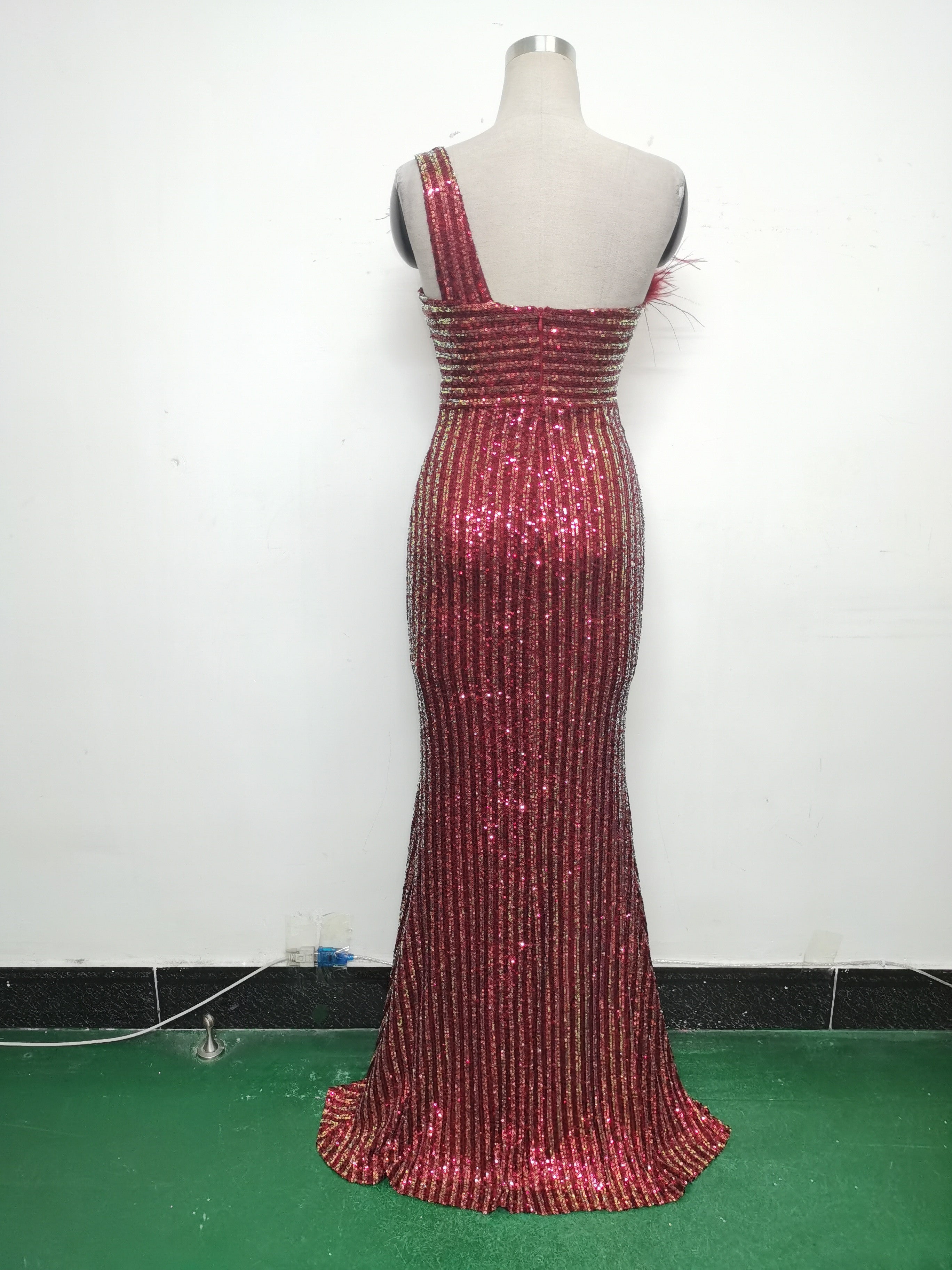 Women Beaded One Shoulder Slash Shoulder Split Sequin Evening Dress 15