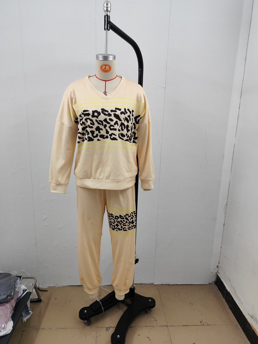 Women autumn and winter leopard print Patchwork Top and Pant two-piece set 12