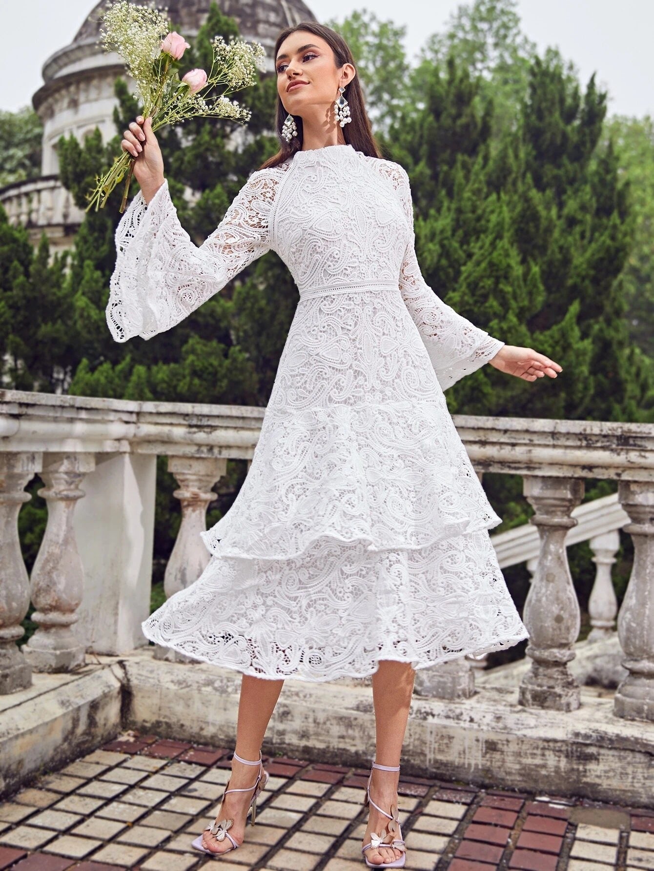 Bell-Bottom Sleeve Round Neck Multi-Layered Ruffled Lace Dress for Women 3