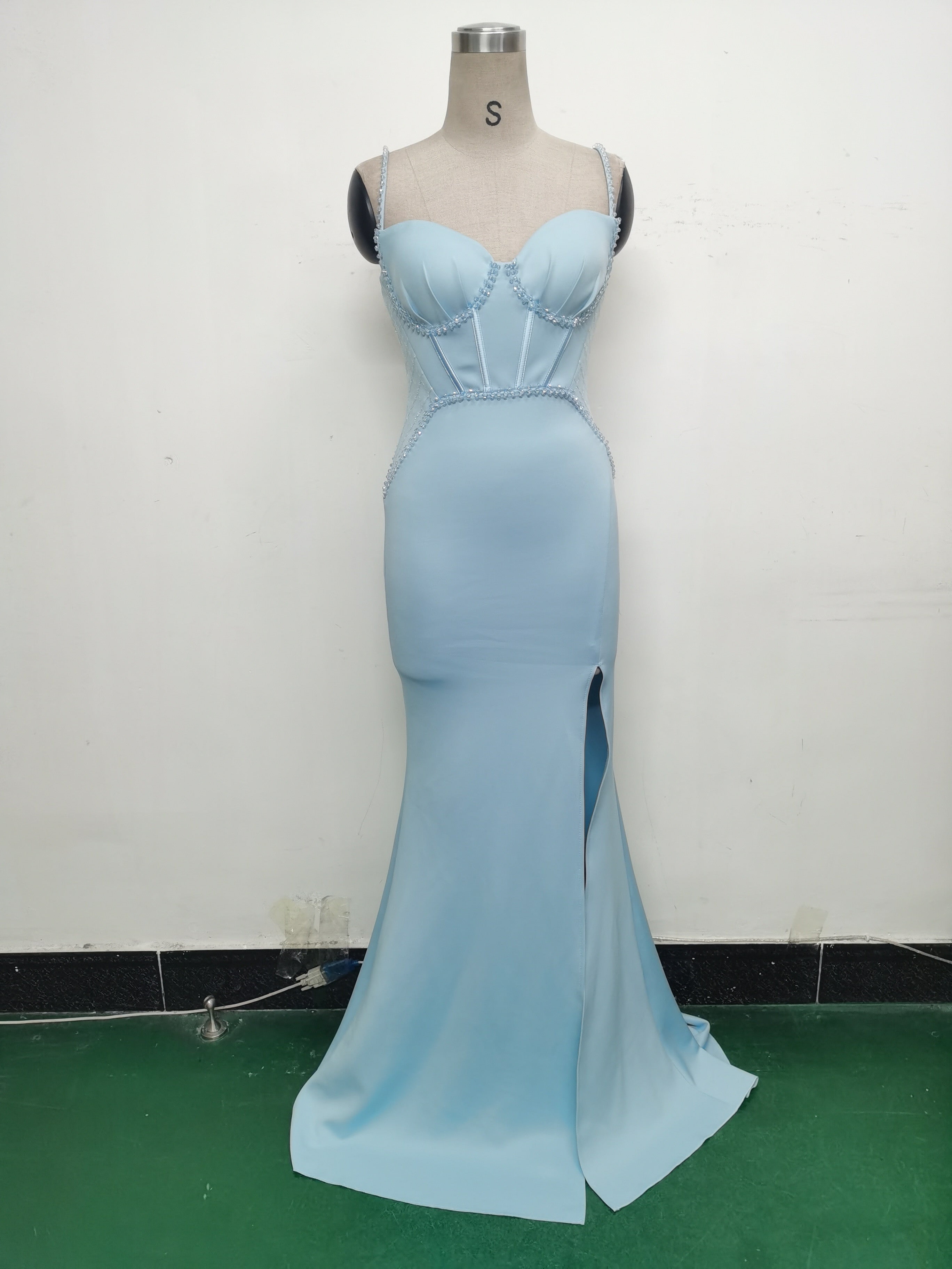 Women Strappy Heart-Shaped Lace Grid Embroidery Beaded Fishbone Formal Party Evening Dress 45