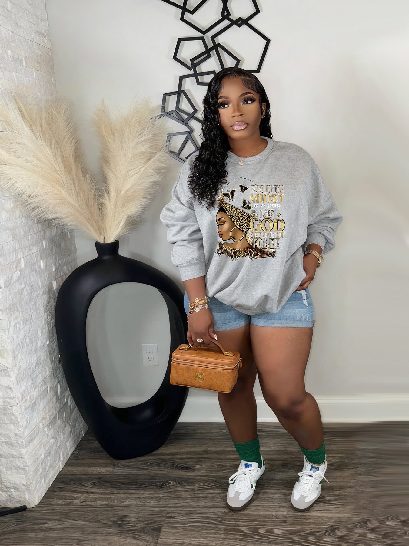 Women's Autumn Winter Fashion Long Sleeve Round Neck Casual Letter Print Top 4