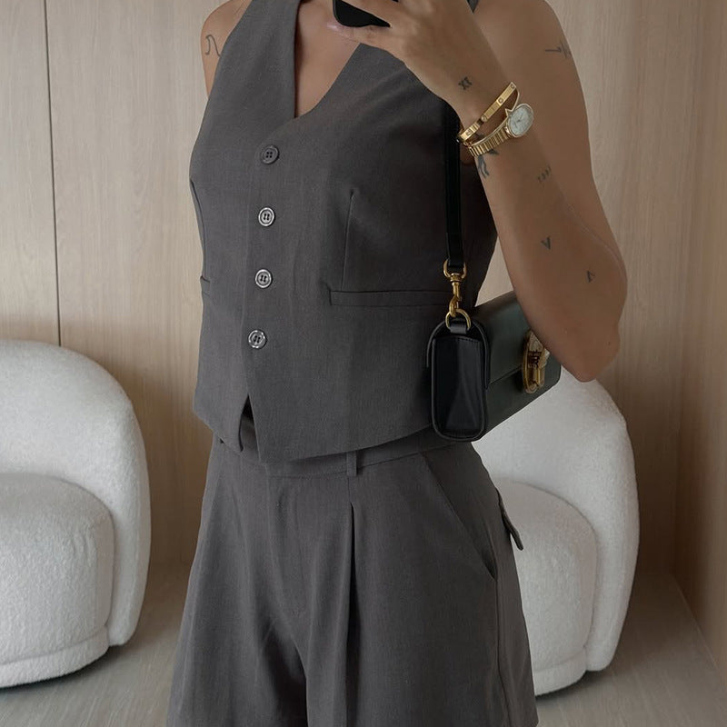 Women Spring Solid Sleeveless V-Neck Tank Top and Shorts Two-Piece Set 3