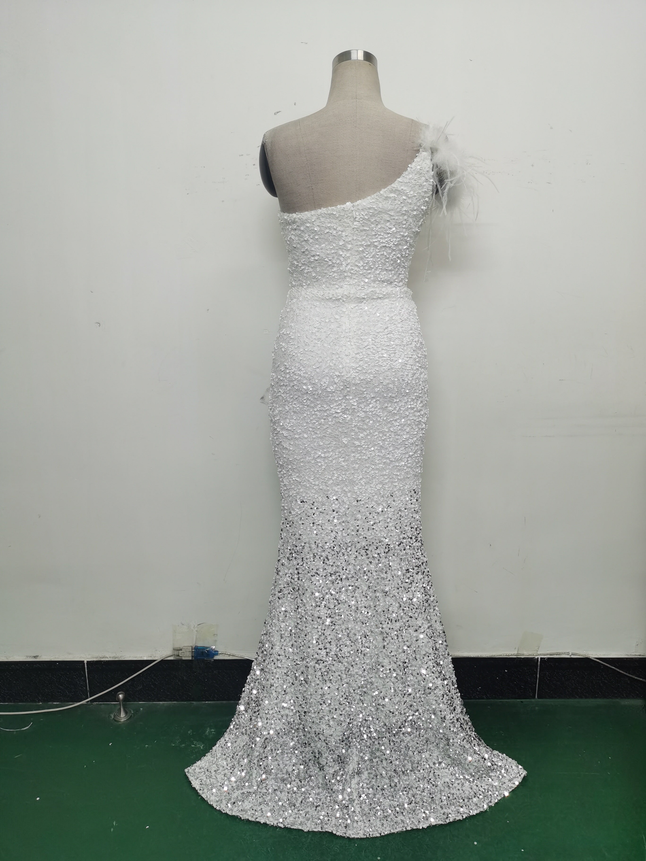 Women Gradient Velvet Bottom Beaded Ostrich Feather One Shoulder Slash Shoulder Slit Evening Dress 27