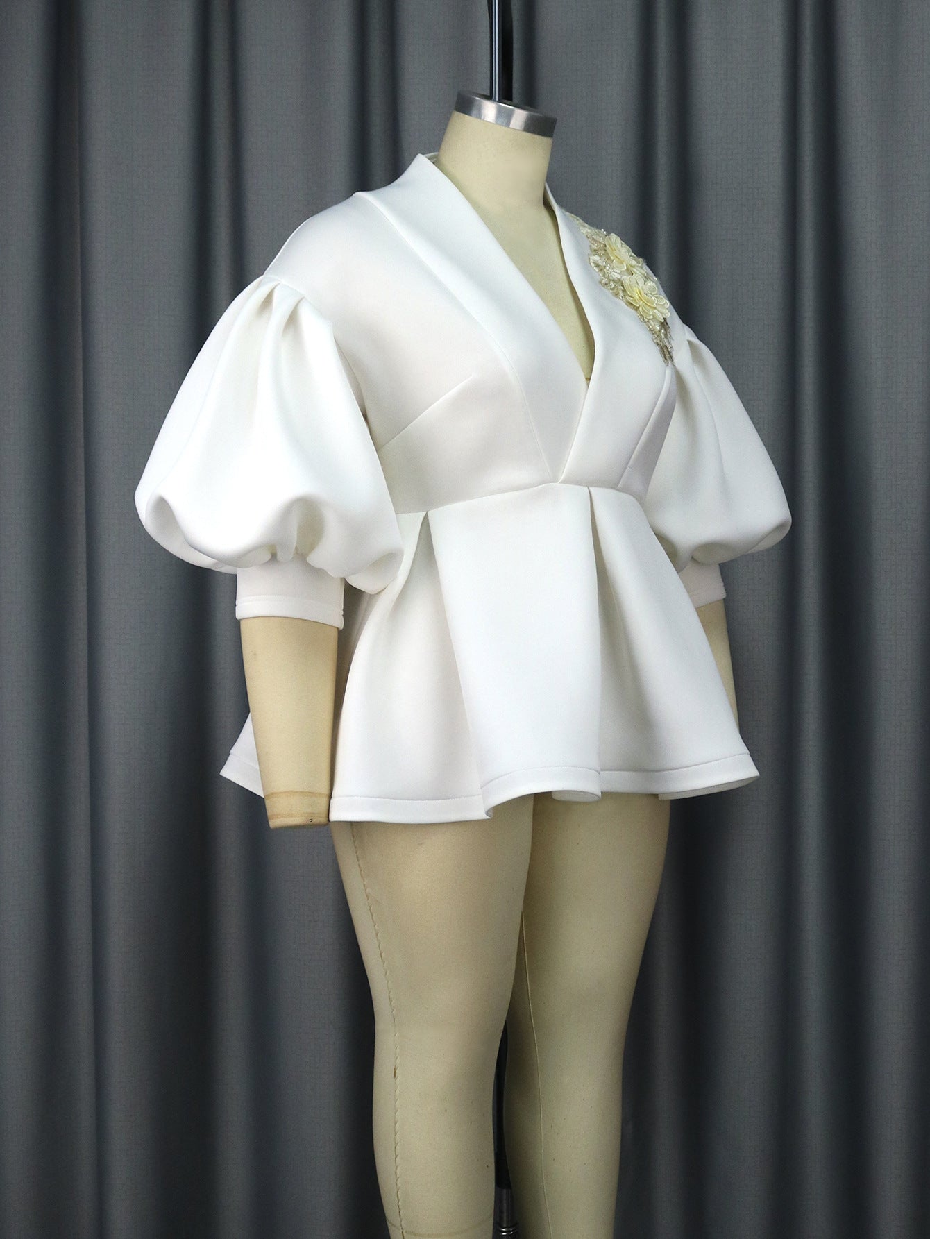 Plus Size Women Balloon Sleeves Turndown Collar Embroidered Top 5