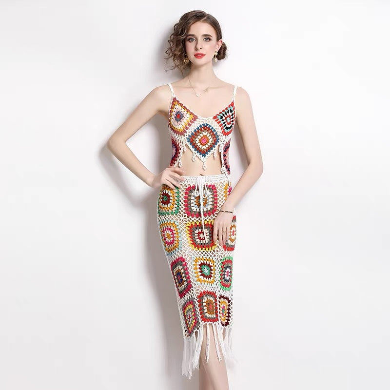 Women Beach Holidays Crochet Hollow Halter Neck Backless Top and Tassel Bodycon Skirt Two-piece Set 3